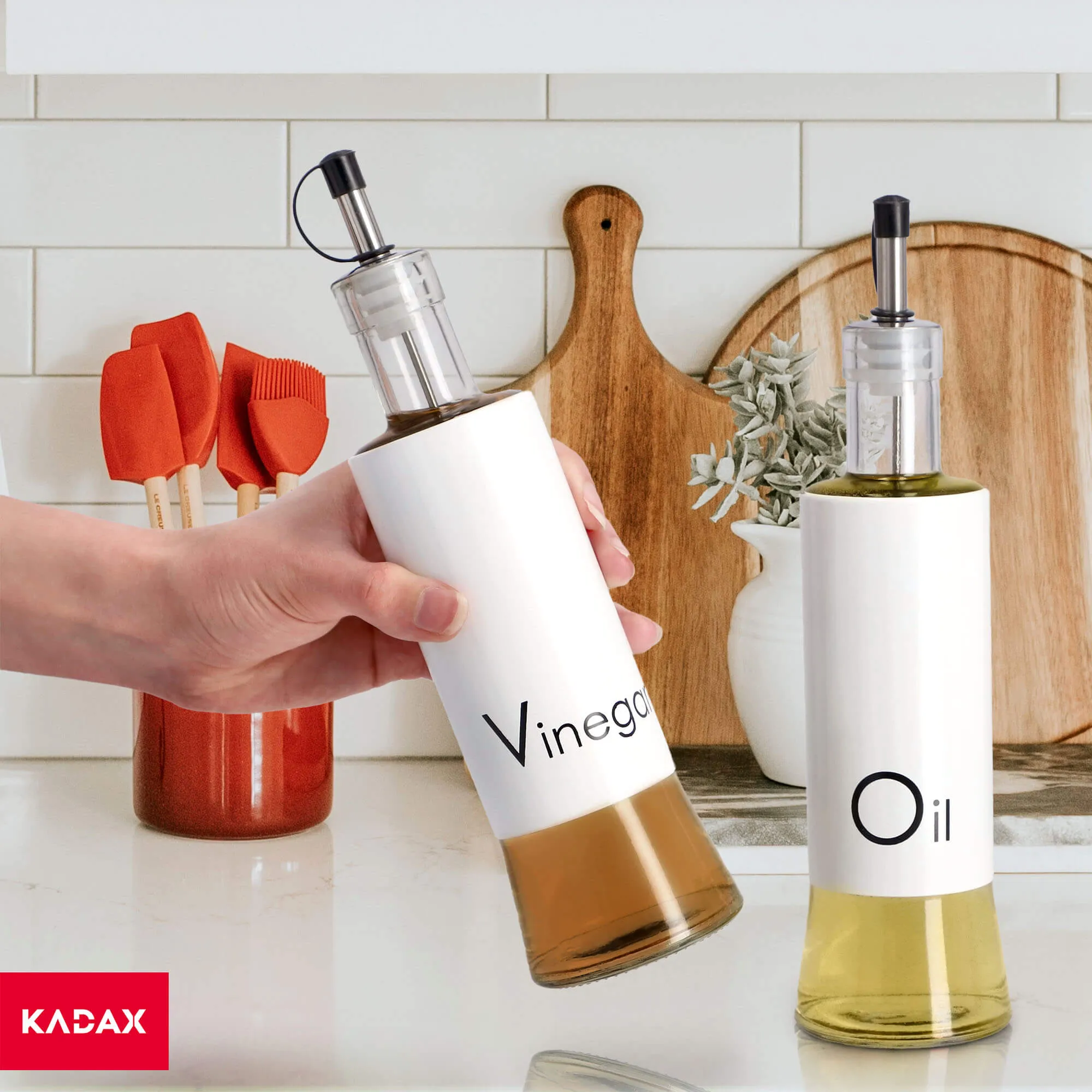 Vats stiklinis alyvuogių aliejaus dozatorius, 280 ml, baltas