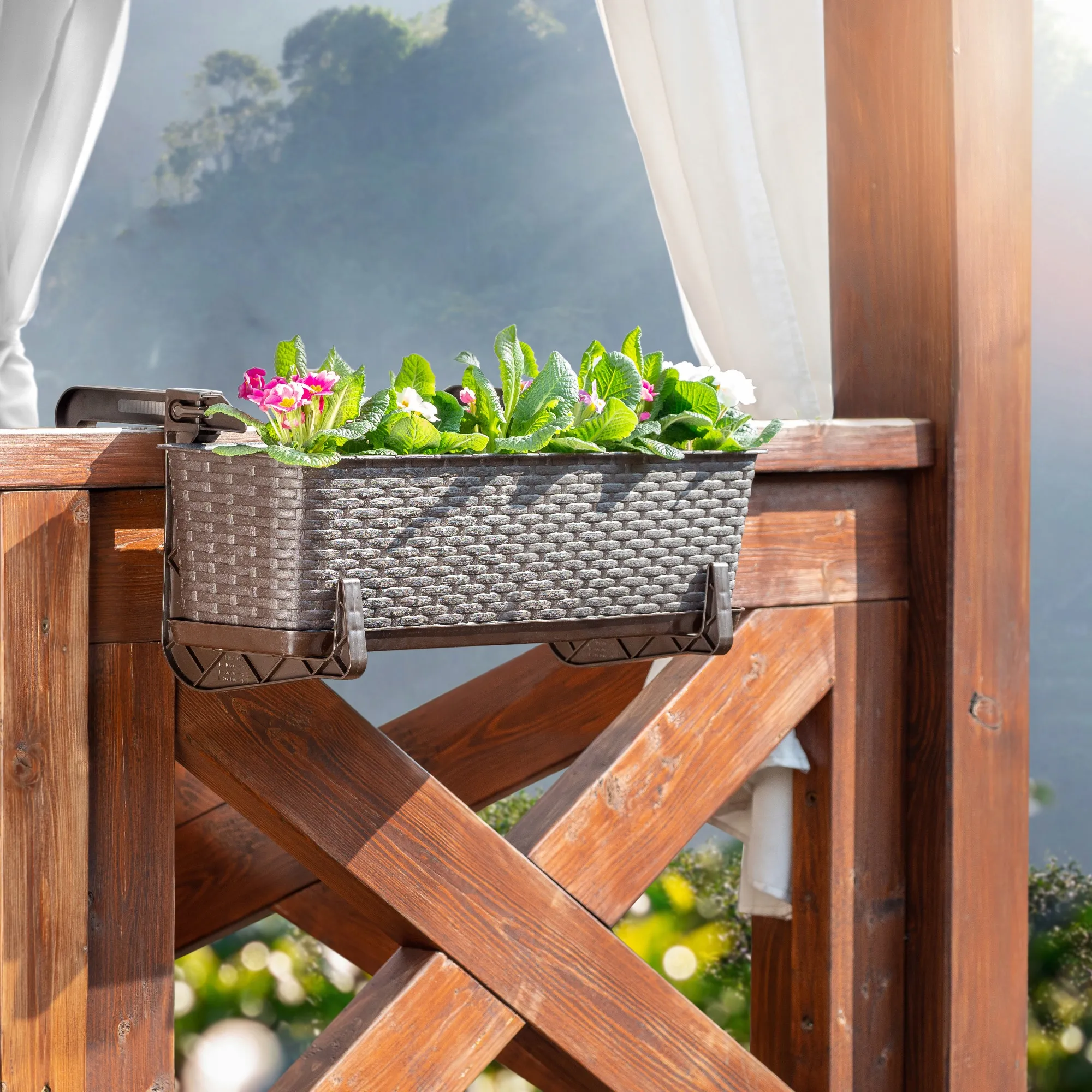 Balkono dėžė su rankenomis ir pagrindu 40 + 60 cm