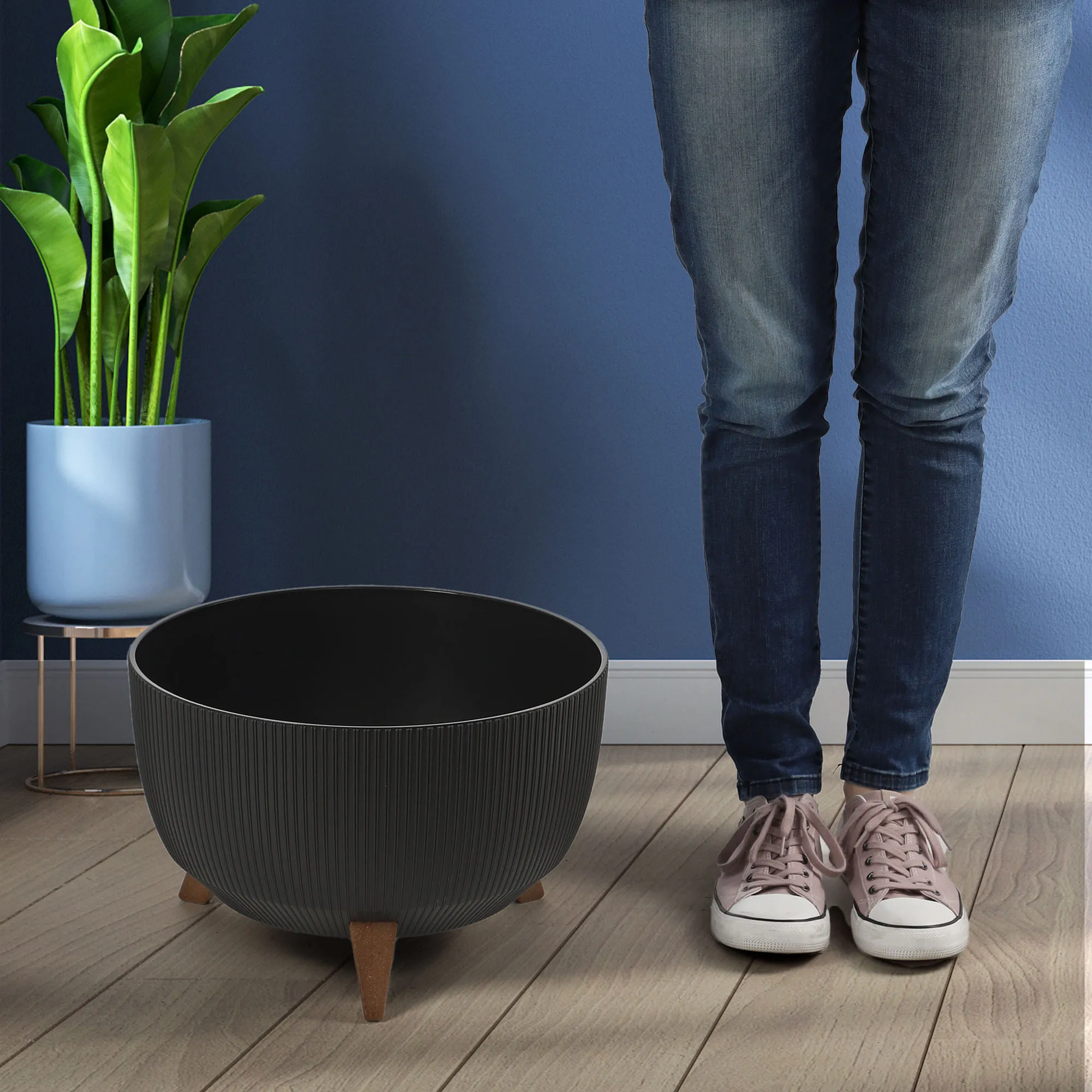 Milis gėlių dubuo su kojelėmis 40 cm