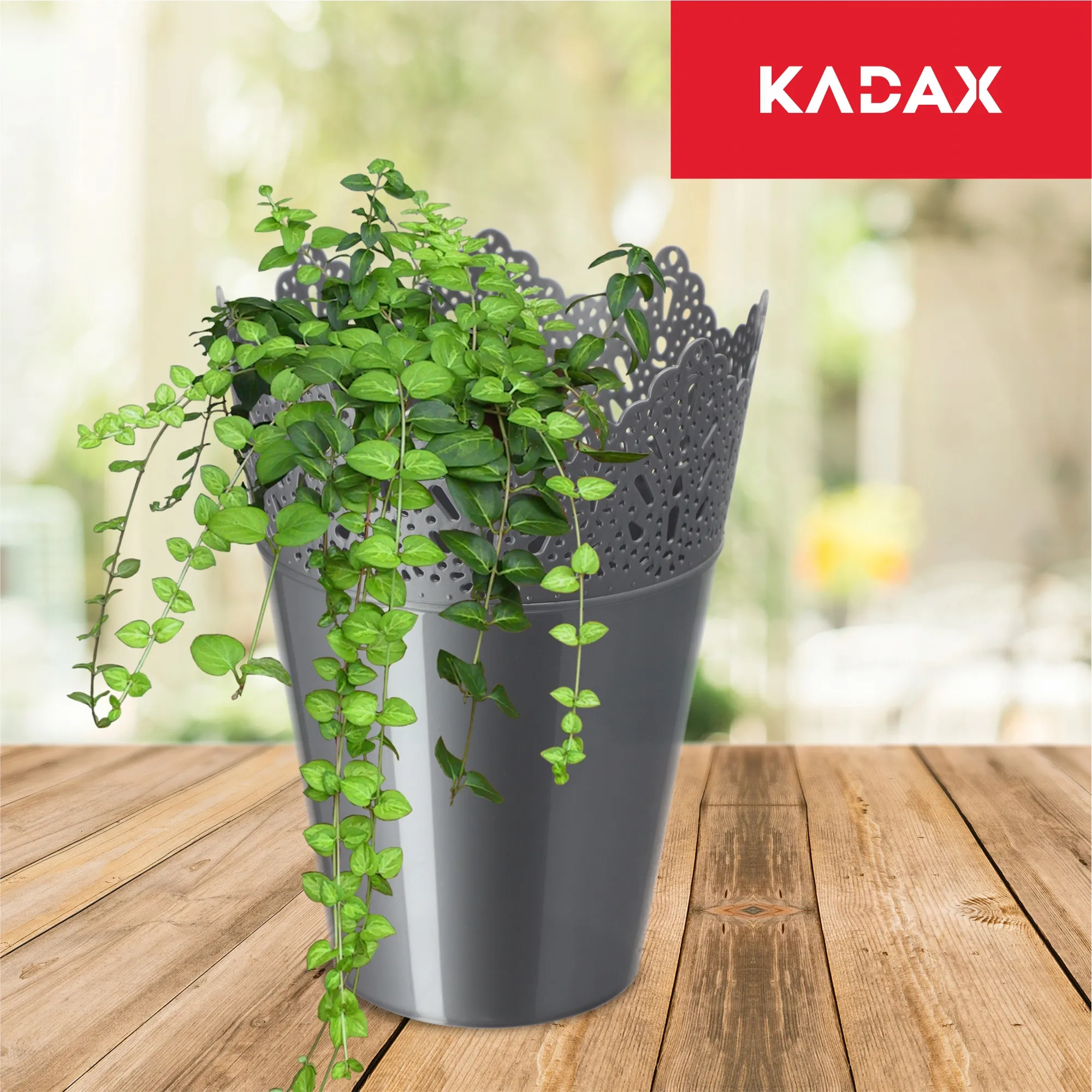 Calade gėlių vazonas su nėriniais 12 x 15 cm