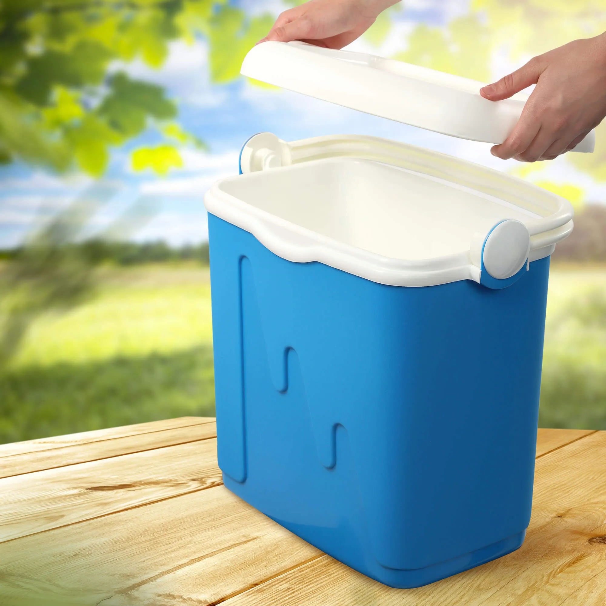 „Curver“ 20 l dviejų įdėklų aušintuvas, mėlynas