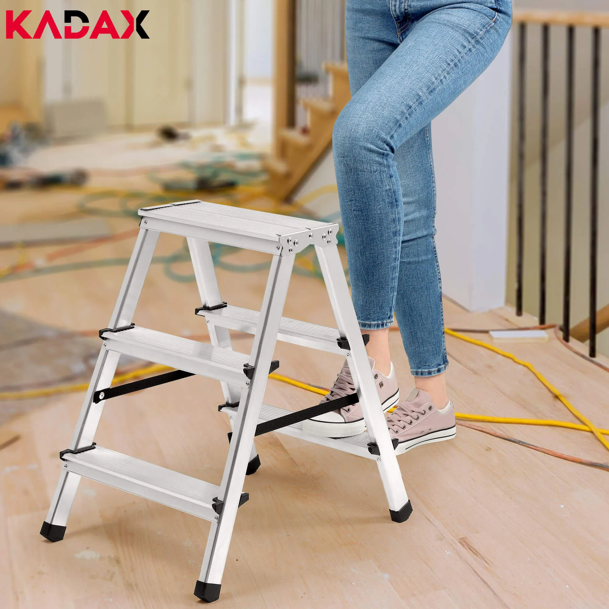 Musko aliuminio kopėčios su platforma, 3 pakopų, 125 kg