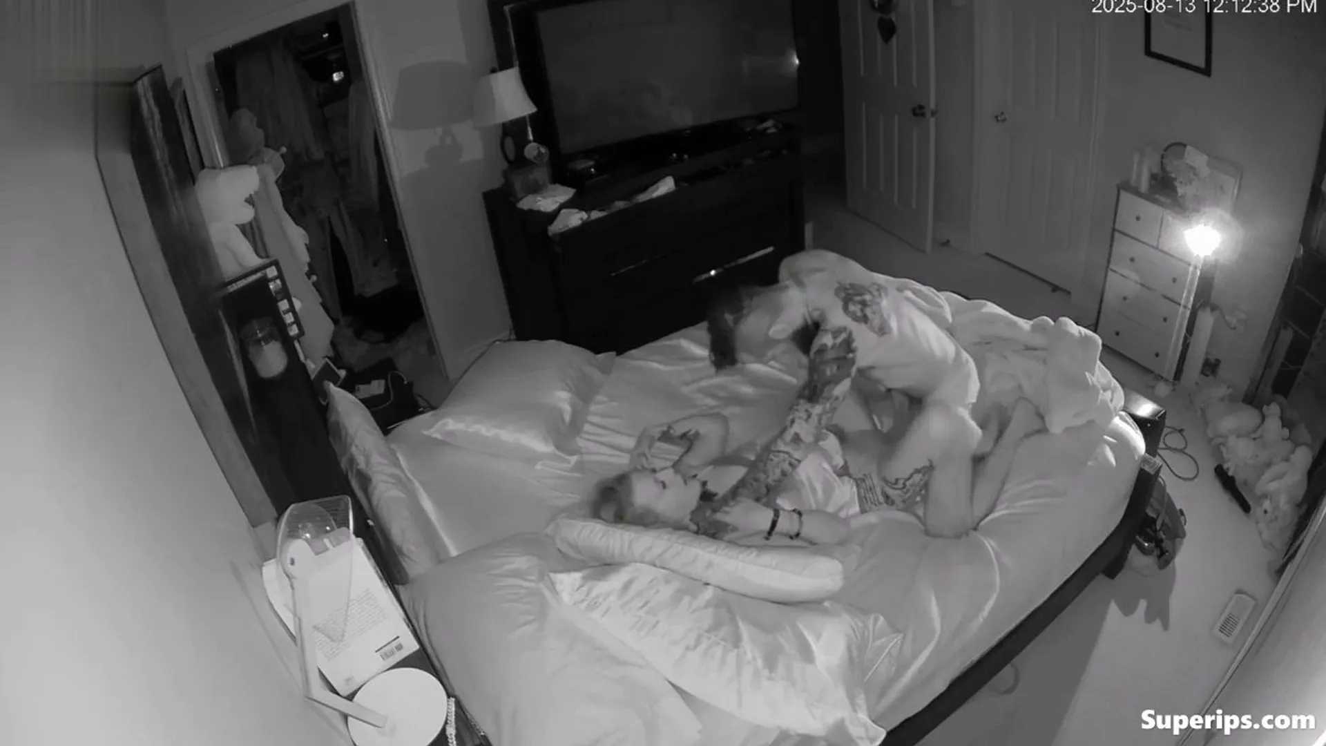 IPCAM – Tattooed American wife gets brutally fucked IPCAM – Tattooed American wife gets brutally fucked