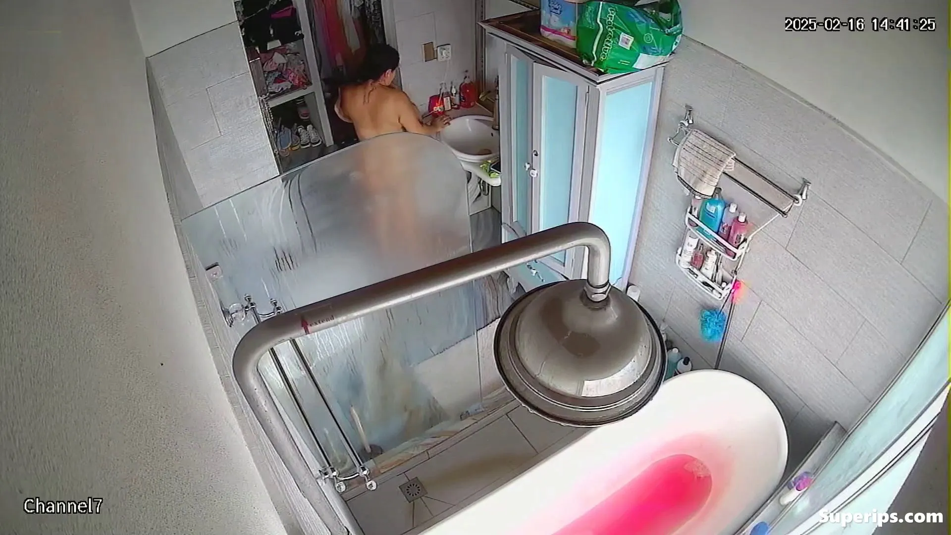 IPCAM – Milf on her period masturbates in the bathtub IPCAM – Milf on her period masturbates in the bathtub