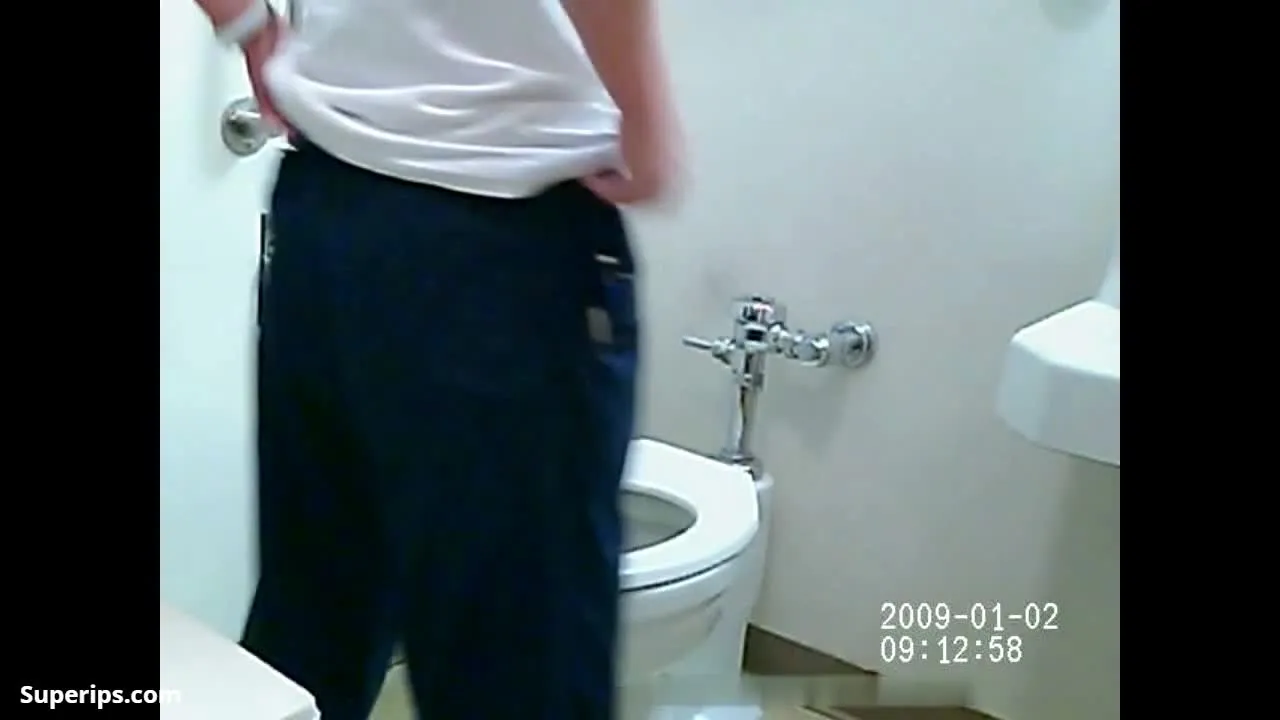 Spy Toilet β American girl doctors use the toilet Spy Toilet β American girl doctors use the toilet