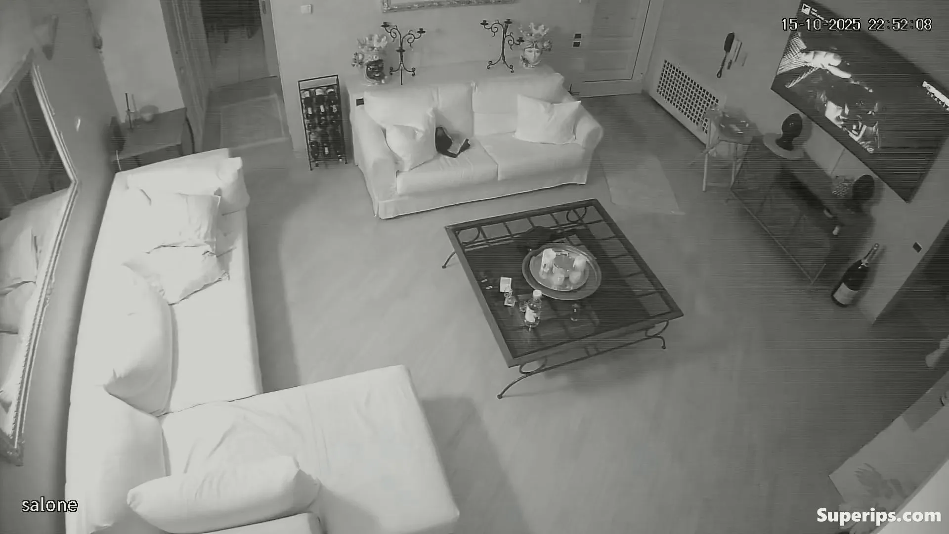 IPCAM – Perverse Italian MILF has a wild threesome IPCAM – Perverse Italian MILF has a wild threesome