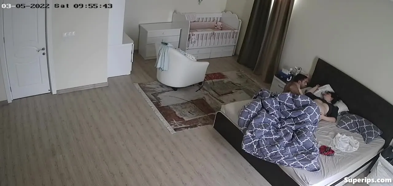 IPCAM – Arab couple fucks wildly in their bed IPCAM – Arab couple fucks wildly in their bed