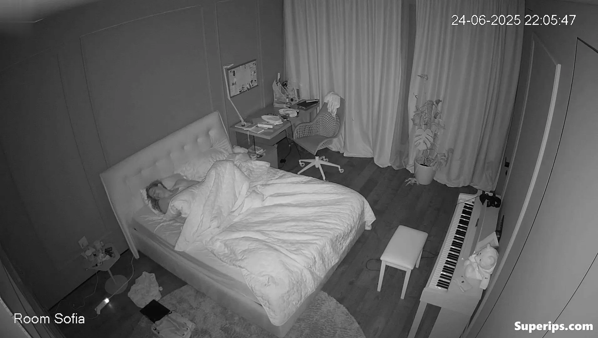 IPCAM – Cute British girl has wet dreams IPCAM – Cute British girl has wet dreams