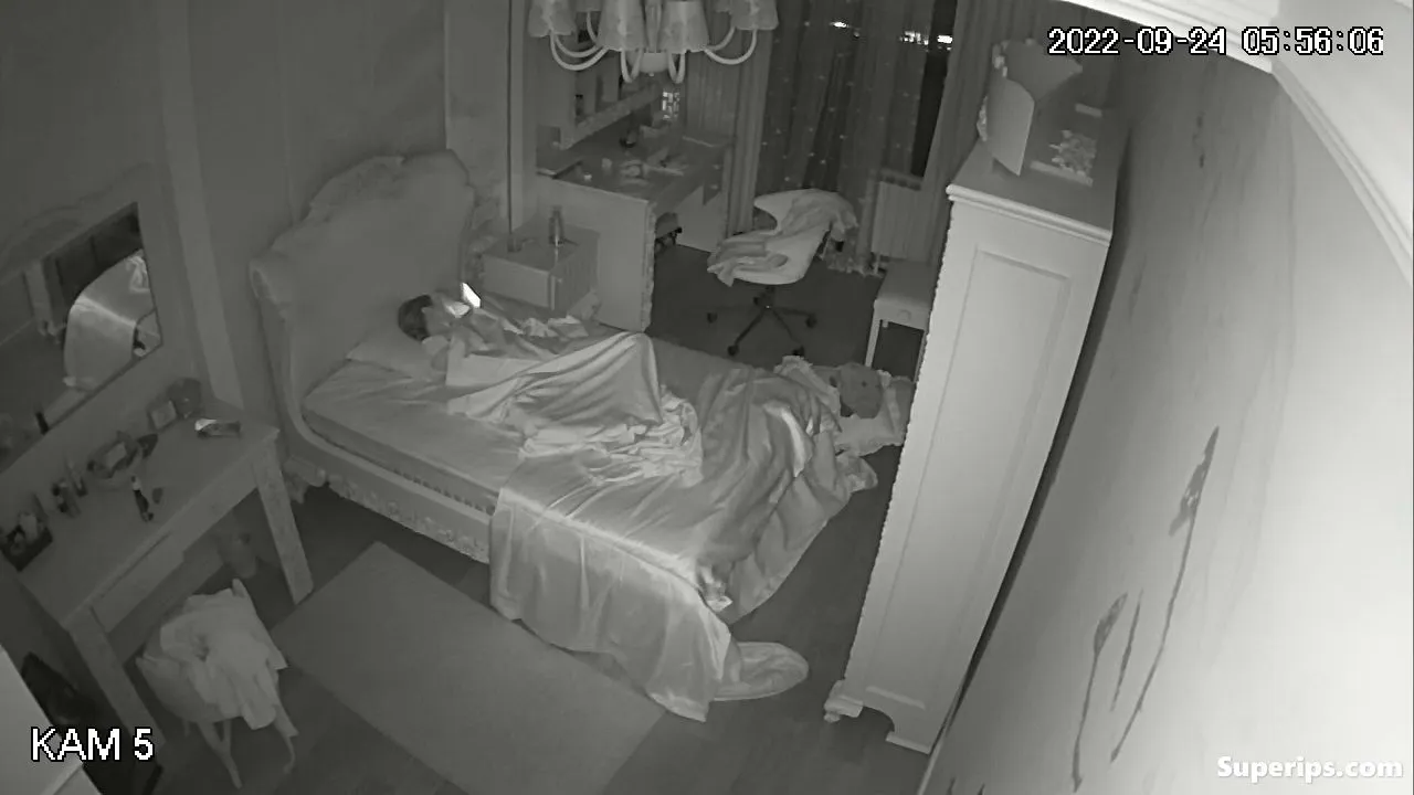 IPCAM – British teen girl has her first orgasm IPCAM – British teen girl has her first orgasm