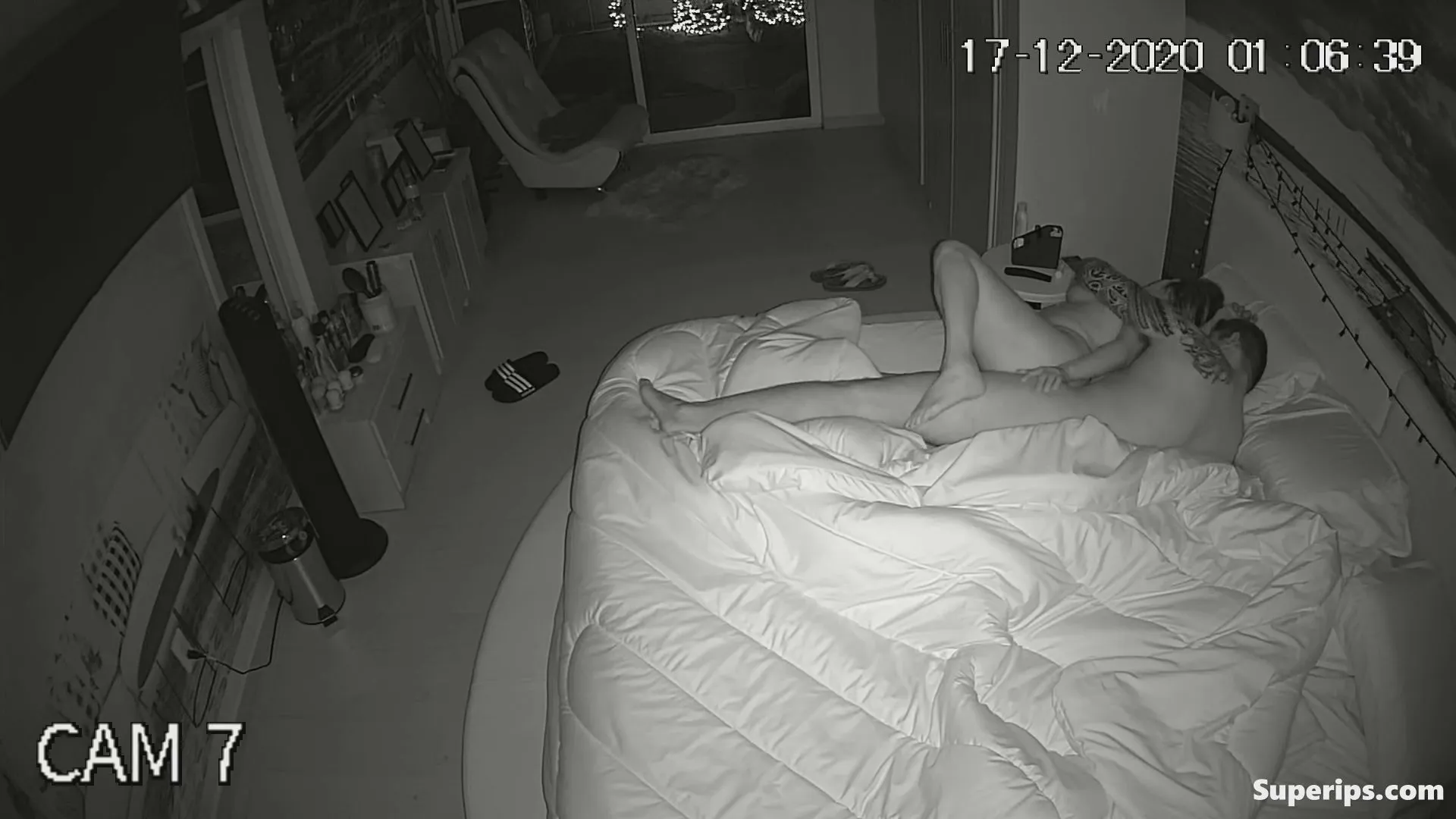 IPCAM – Mature wife gets brutally fucked in her sleep IPCAM – Mature wife gets brutally fucked in her sleep