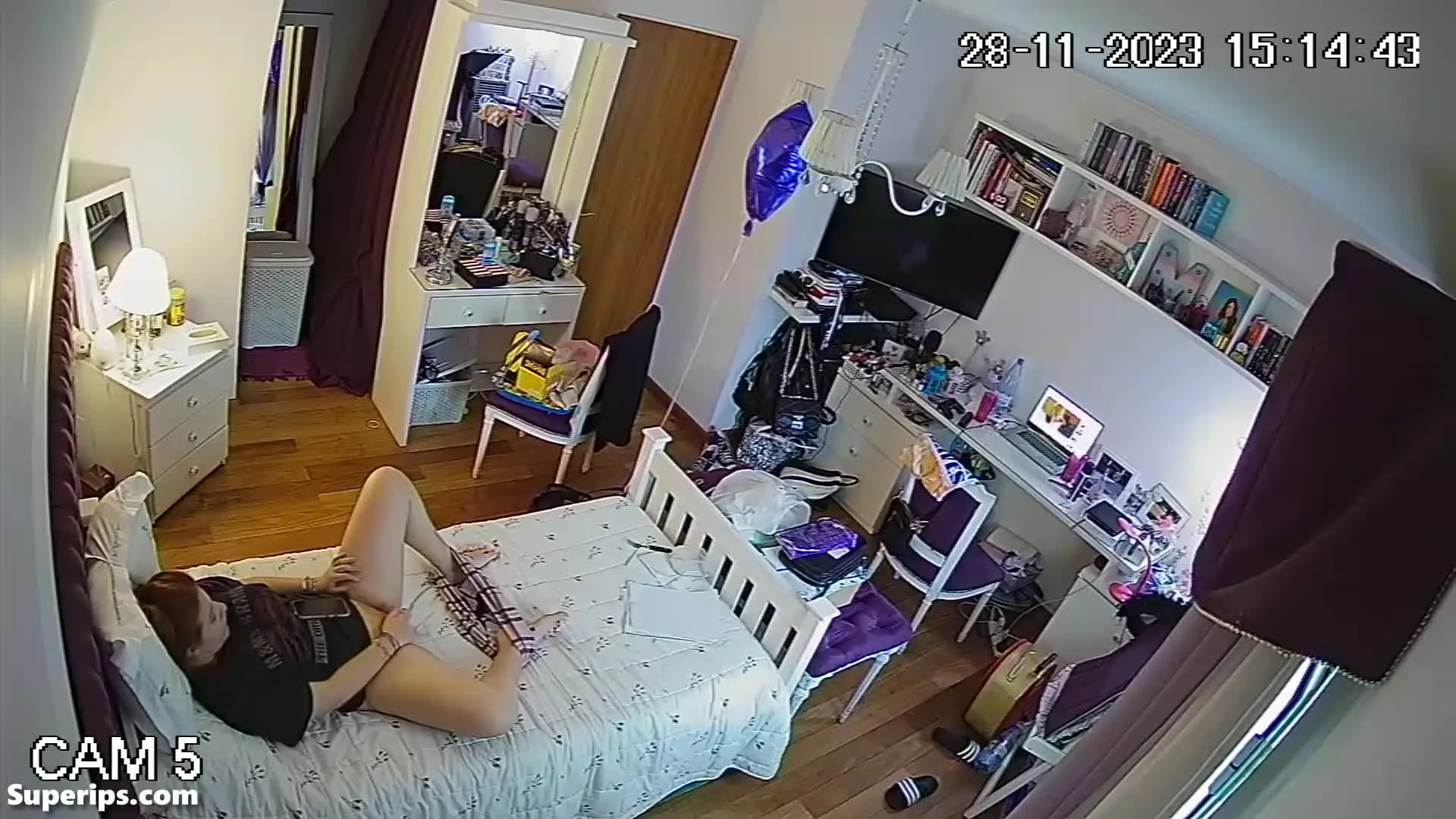 IPCAM – Chubby redhead girl masturbates while watching porn IPCAM – Chubby redhead girl masturbates while watching porn