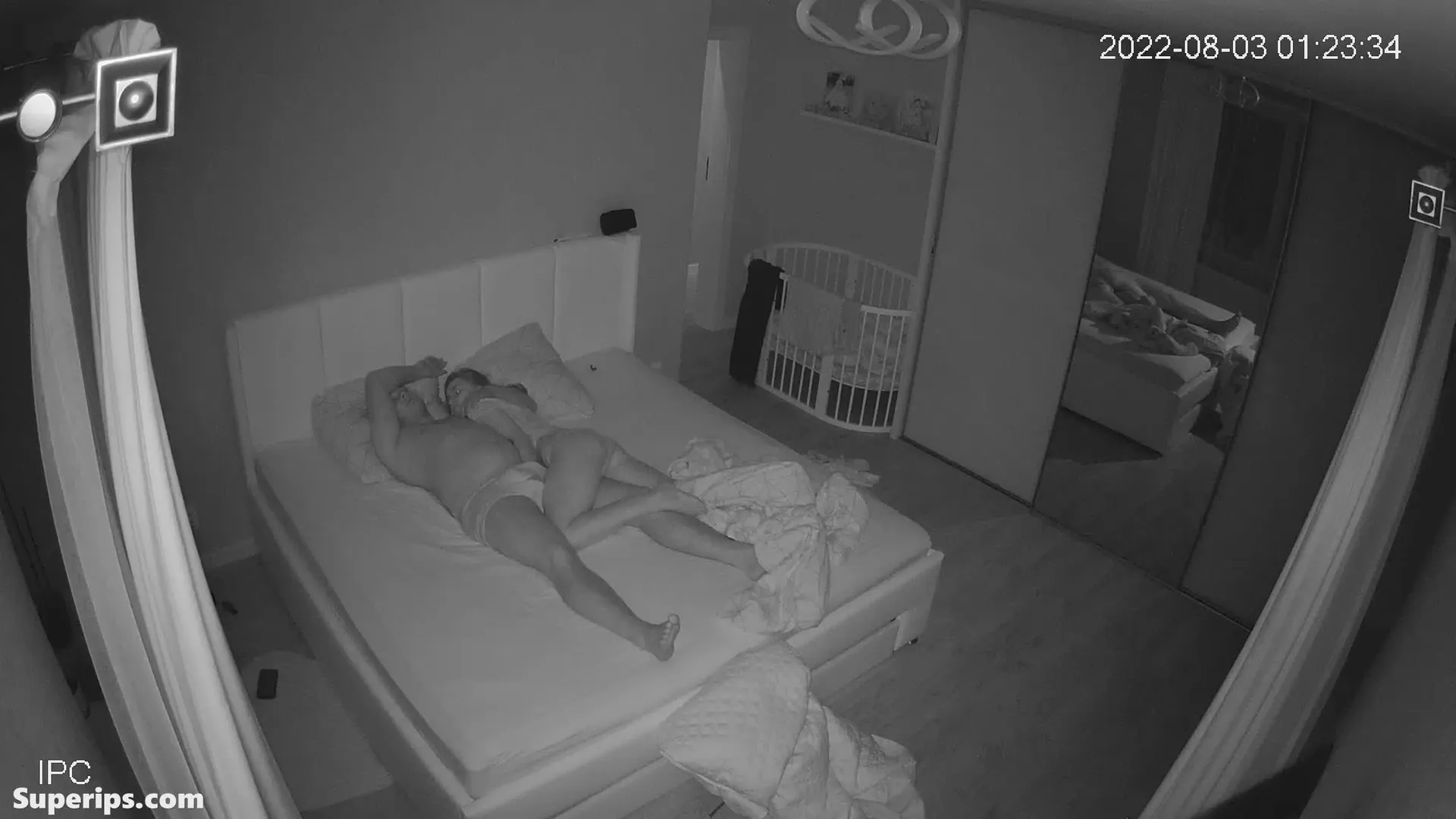 IPCAM – Little Ukrainian woman pleases her husband IPCAM – Little Ukrainian woman pleases her husband