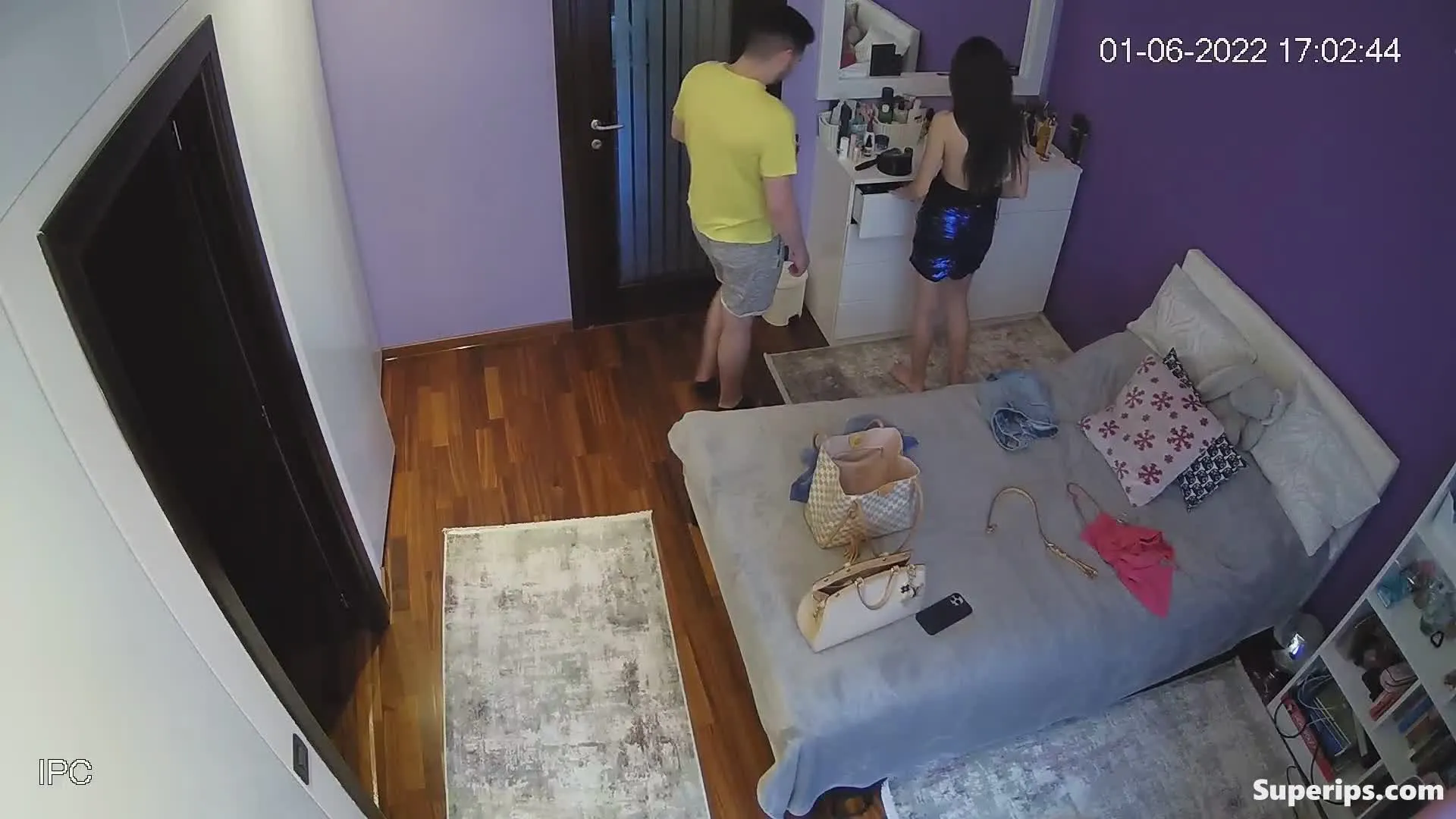 IPCAM – Guy watches as his teen sister changes her clothes IPCAM – Guy watches as his teen sister changes her clothes