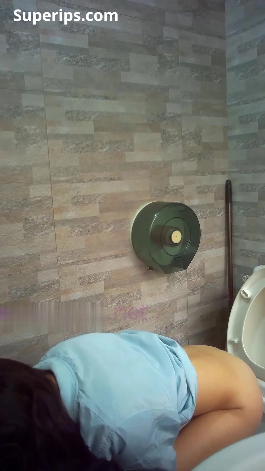 Spy Toilet – Young Chinese girls are filmed in the toilet Spy Toilet – Young Chinese girls are filmed in the toilet