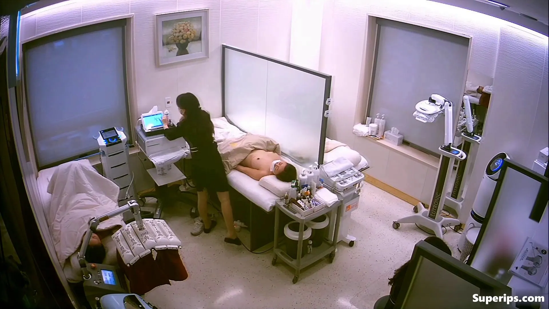 IPCAM – Young Korean girls get massages IPCAM – Young Korean girls get massages