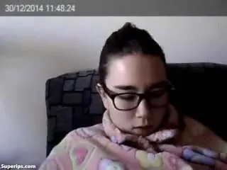 RAT Cam – Cute nerdy girl explores masturbation RAT Cam – Cute nerdy girl explores masturbation