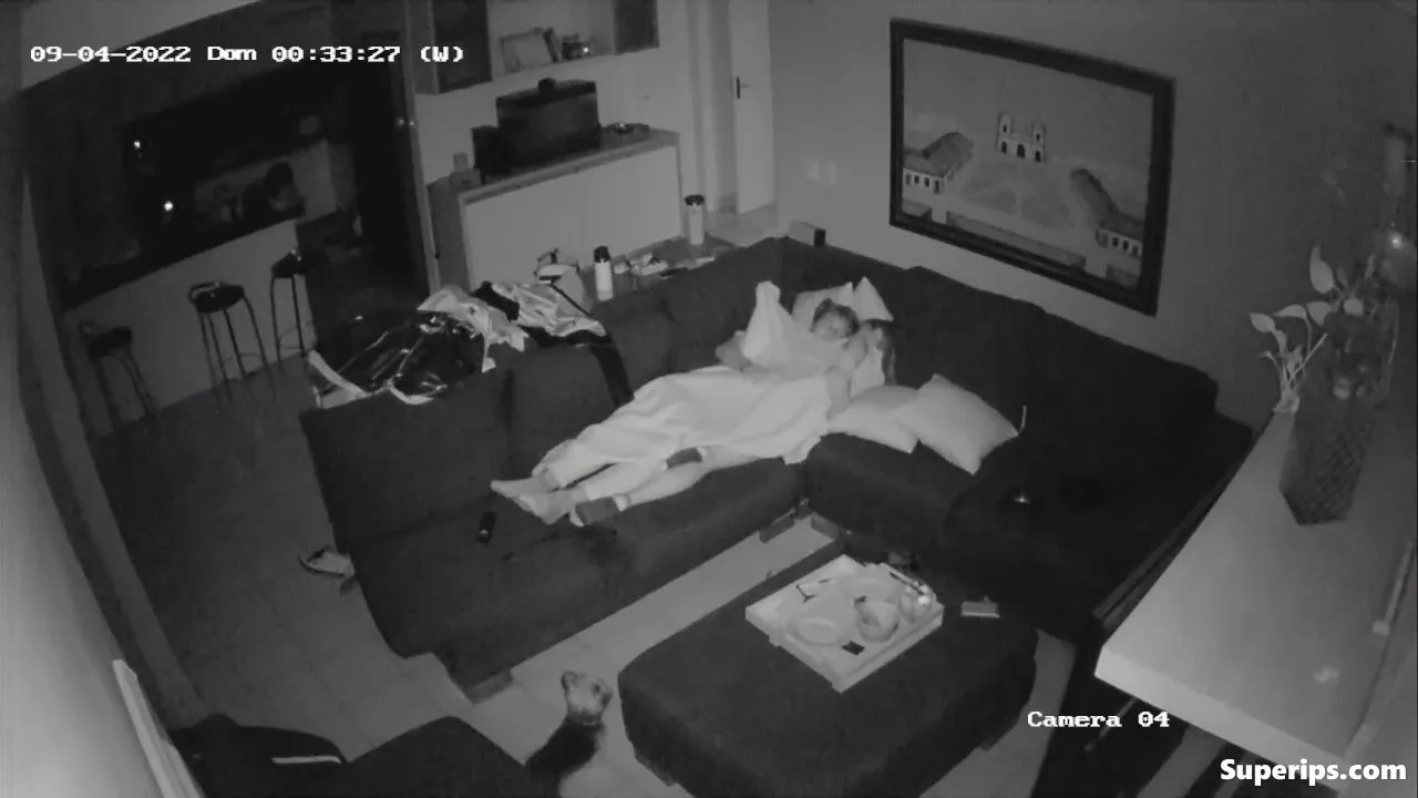 IPCAM – Teenage virgin couple fucks on the couch IPCAM – Teenage virgin couple fucks on the couch