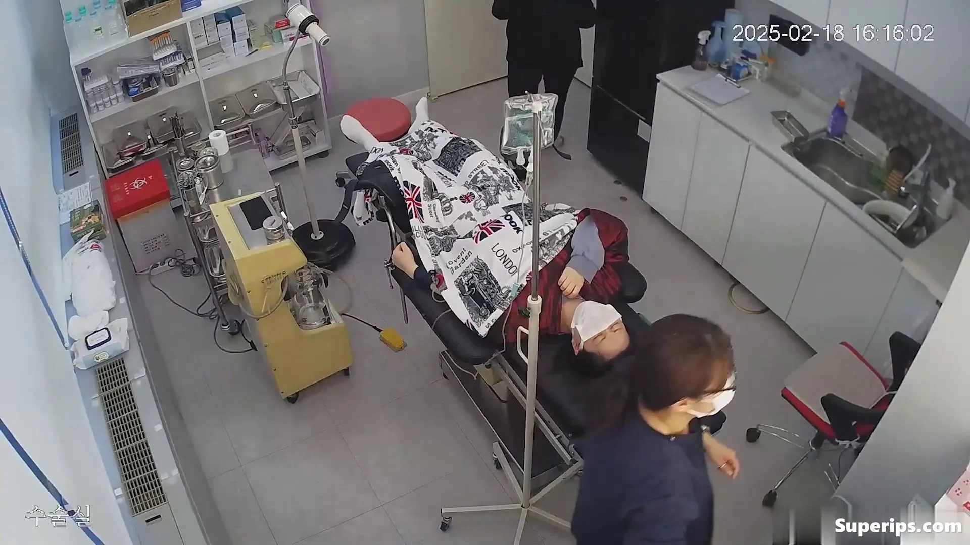 IPCAM – Korean teenage girls at the gynecologist’s IPCAM – Korean teenage girls at the gynecologist’s