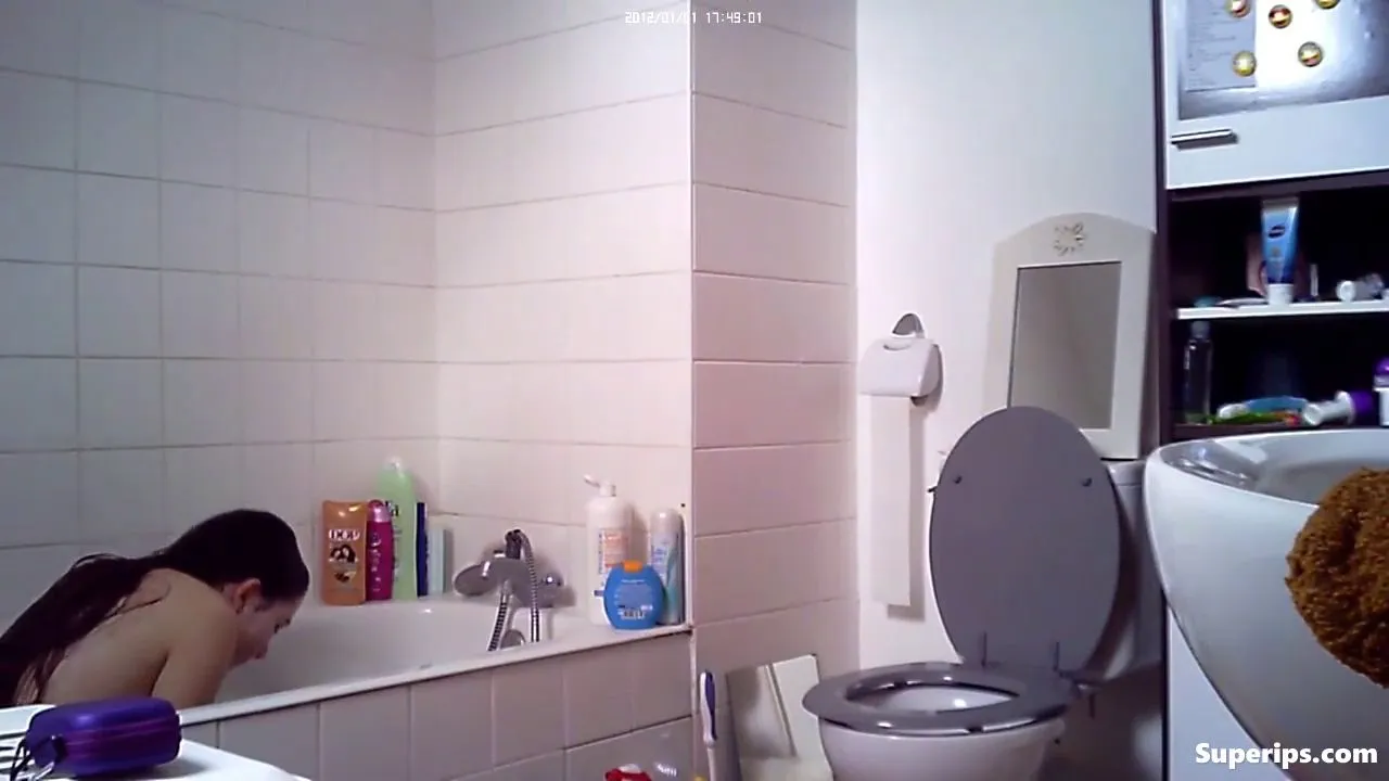 IPCAM – French college girl takes a shower IPCAM – French college girl takes a shower