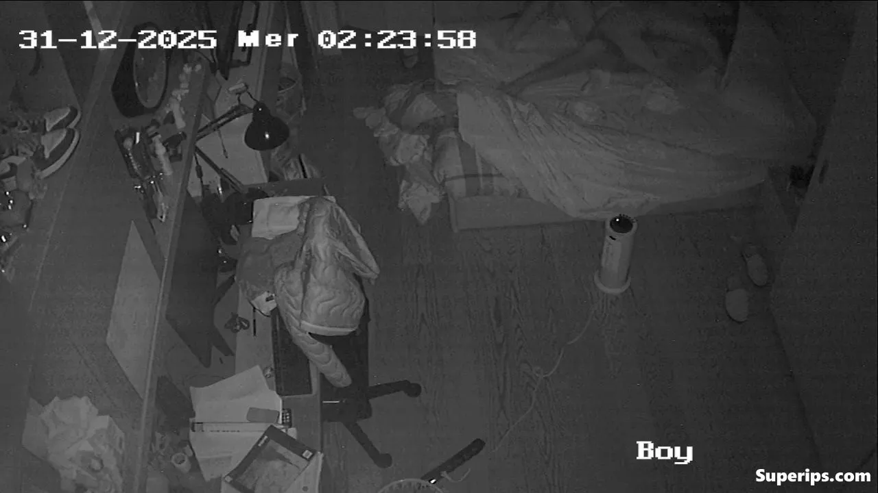 IPCAM – Petite French girl gets fucked for an hour IPCAM – Petite French girl gets fucked for an hour