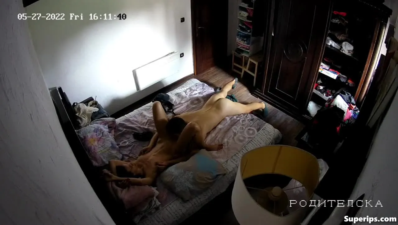 IPCAM β Russian couple in love fucks in their room IPCAM β Russian couple in love fucks in their room