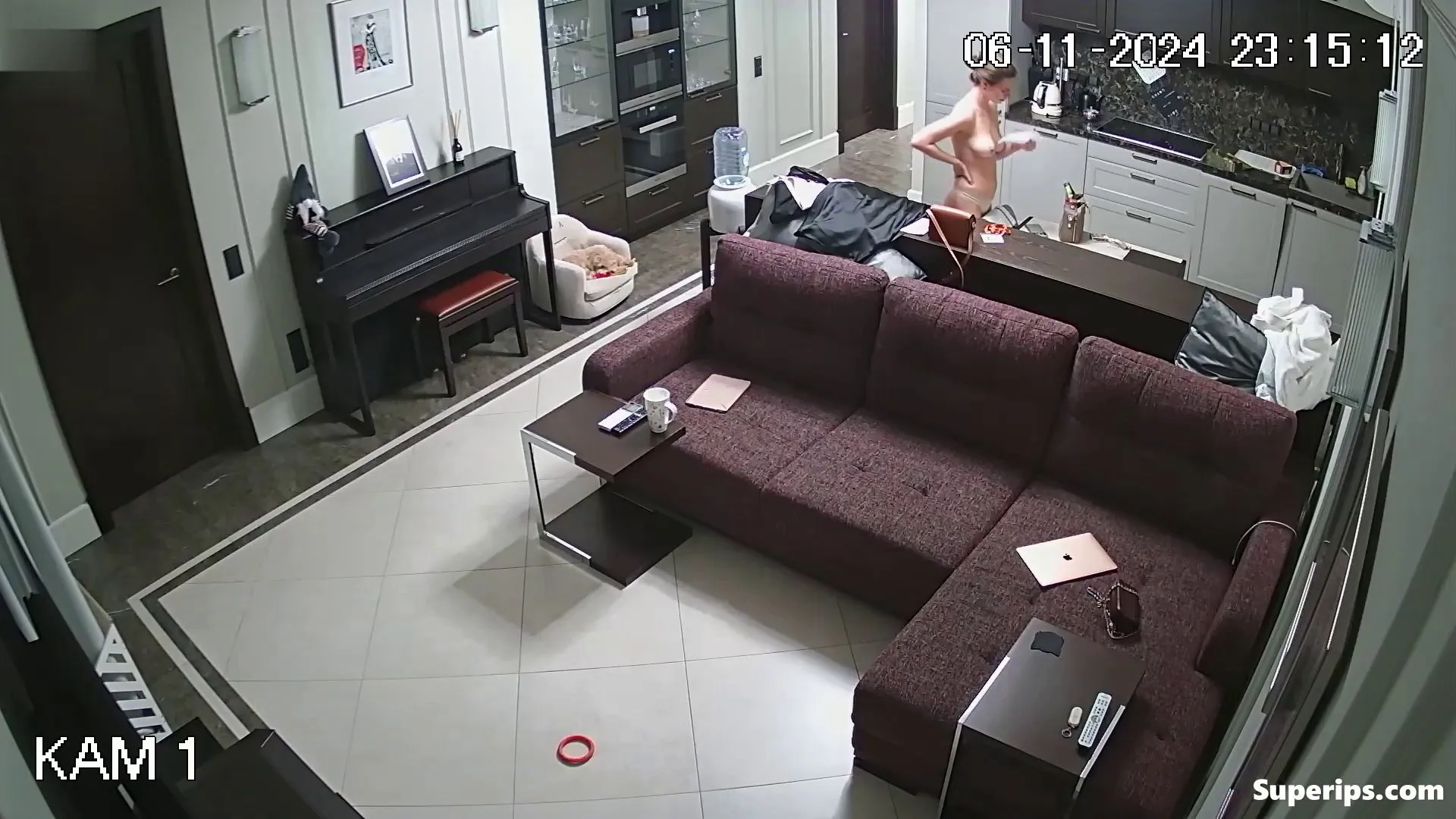 IPCAM – Ukrainian busty girl is naked on the couch IPCAM – Ukrainian busty girl is naked on the couch