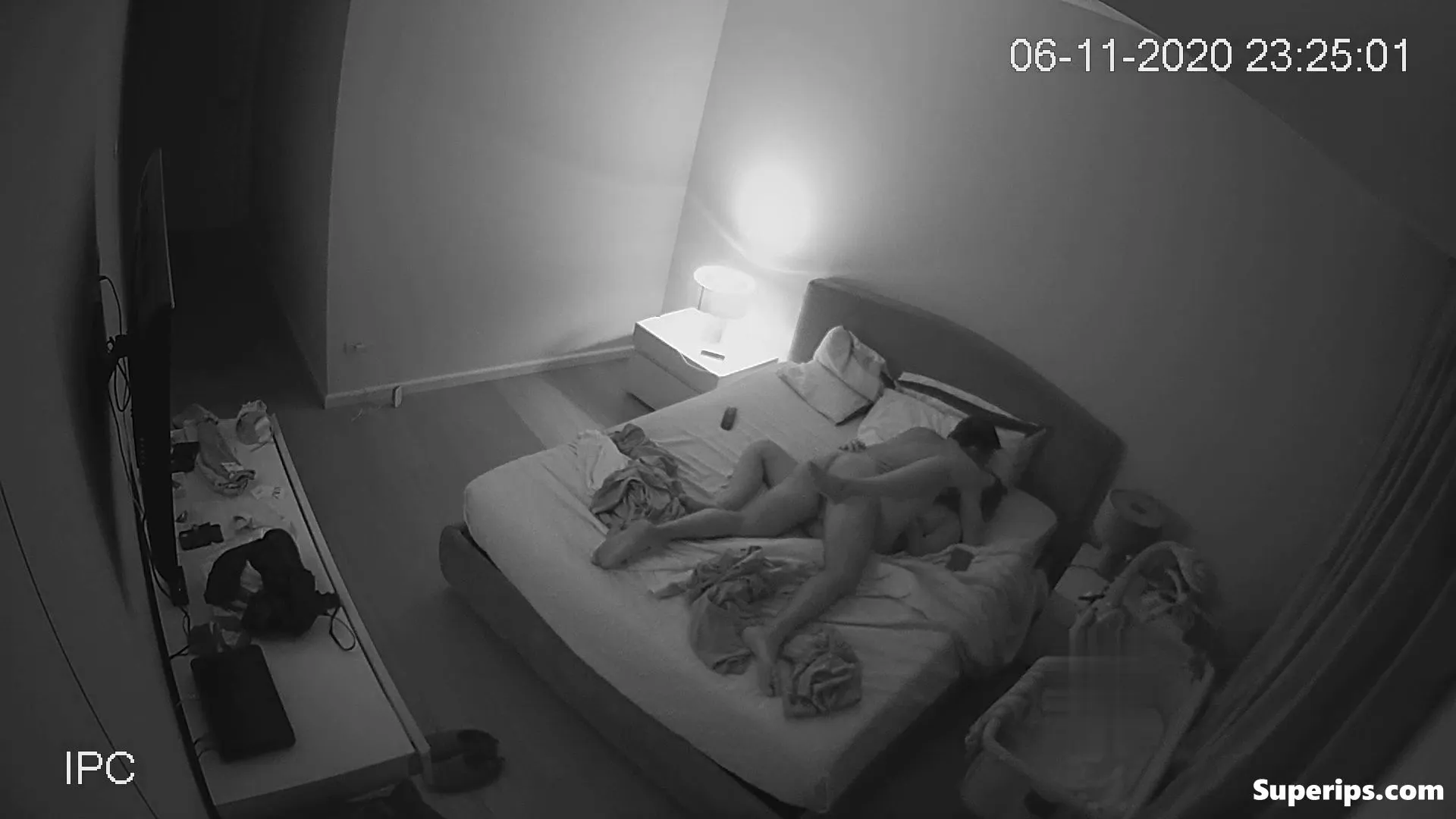 IPCAM – American married parents fuck in their bed IPCAM – American married parents fuck in their bed