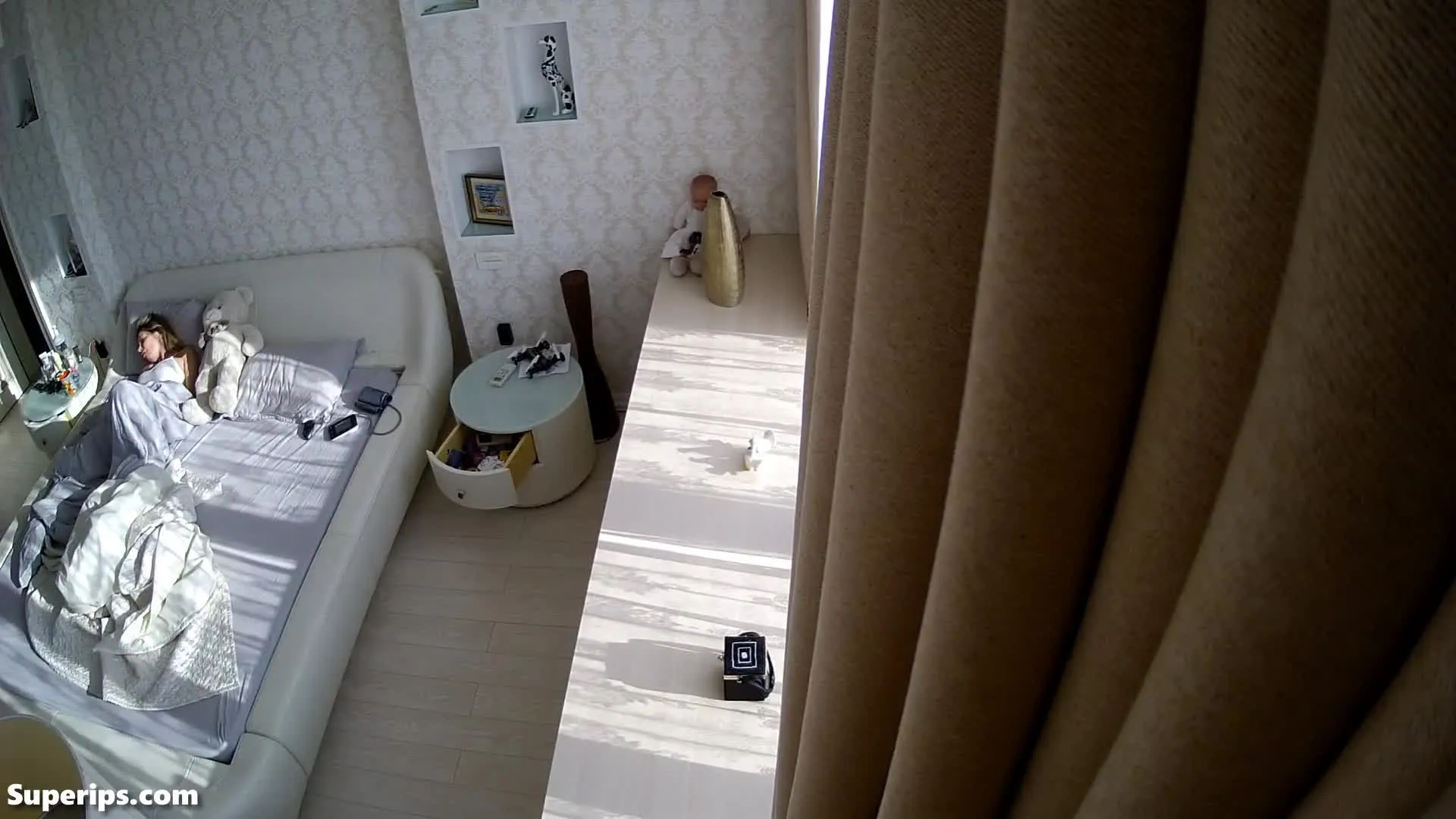 IPCAM – Innocent Ukrainian teen girl masturbates on her bed IPCAM – Innocent Ukrainian teen girl masturbates on her bed