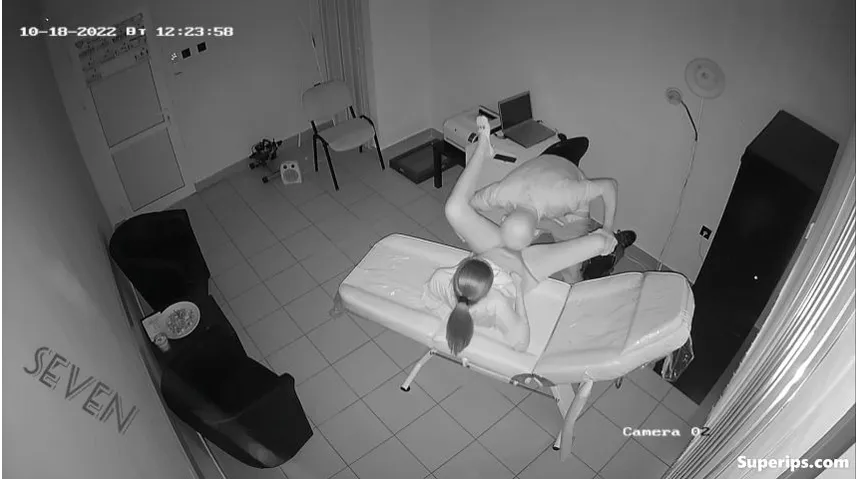 IPCAM – German doctor fucks his young secretary IPCAM – German doctor fucks his young secretary