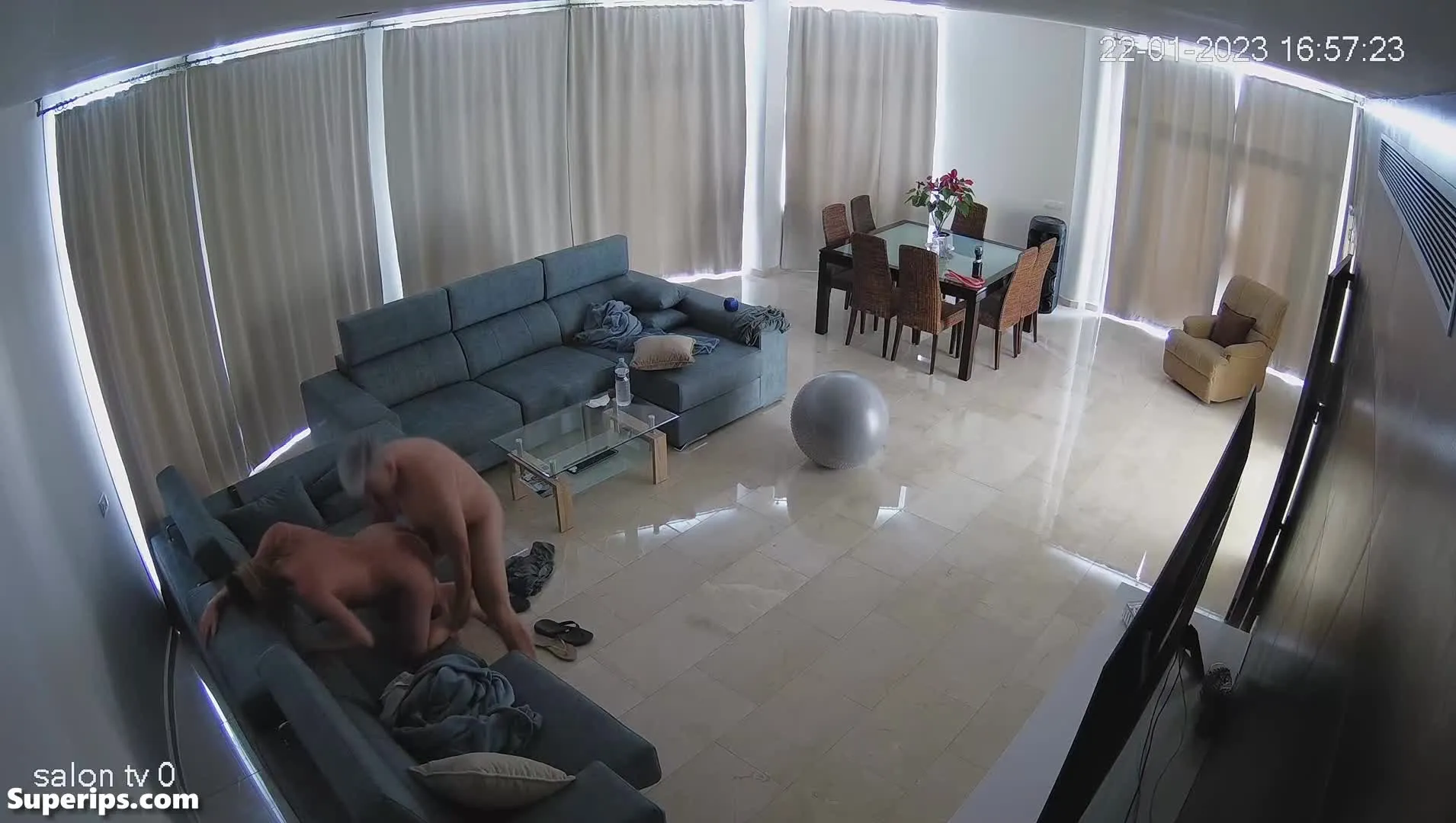 IPCAM – Pregnant woman gets brutally fucked on the couch IPCAM – Pregnant woman gets brutally fucked on the couch