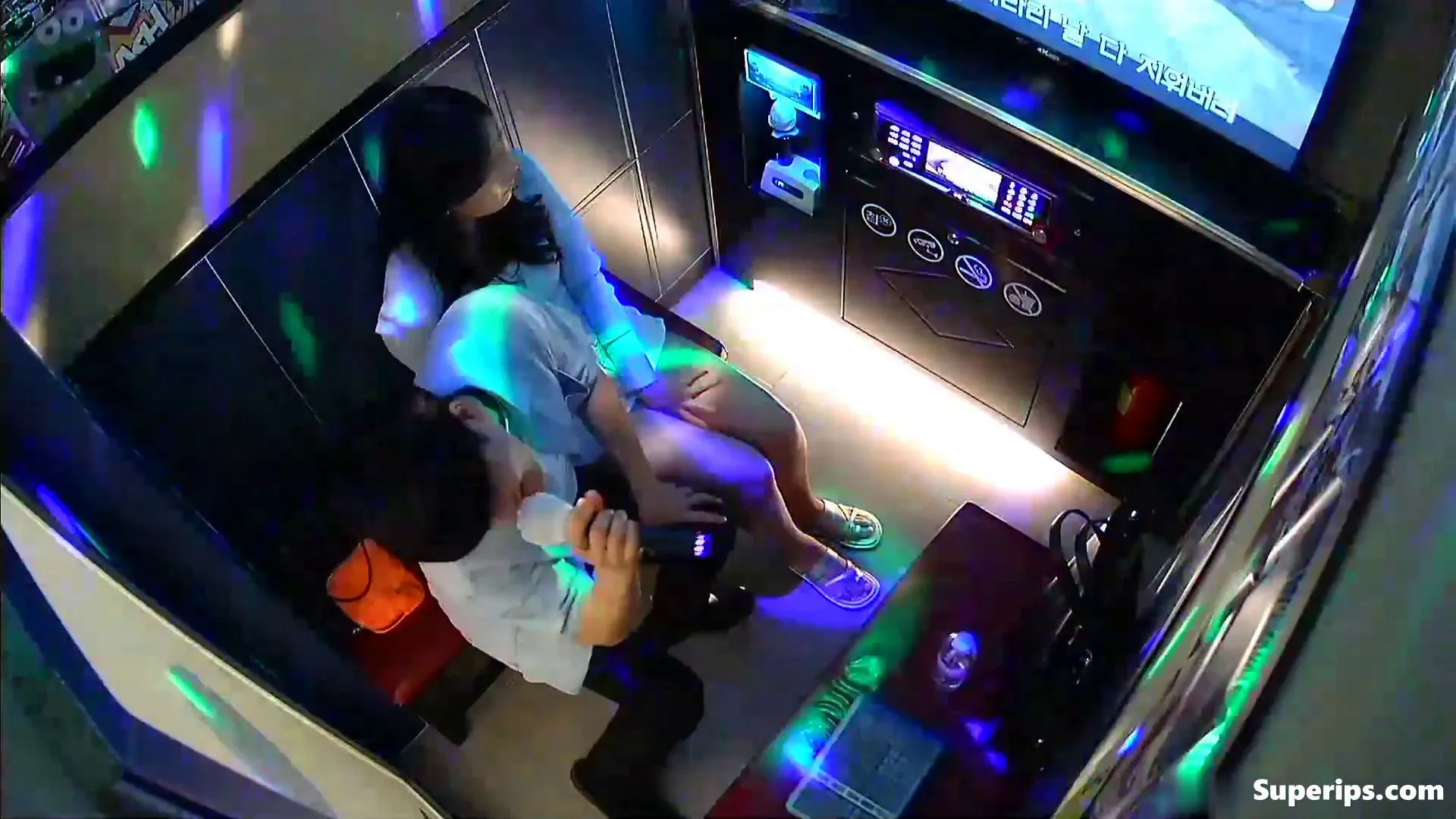 IPCAM – Shy Korean girl is groped by her boyfriend IPCAM – Shy Korean girl is groped by her boyfriend