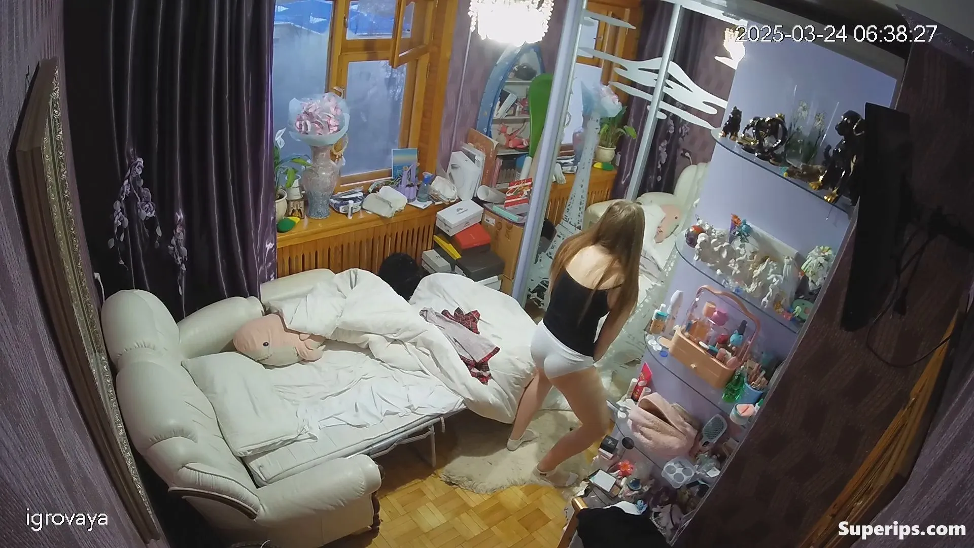 IPCAM – Cute Russian girl changing clothes IPCAM – Cute Russian girl changing clothes