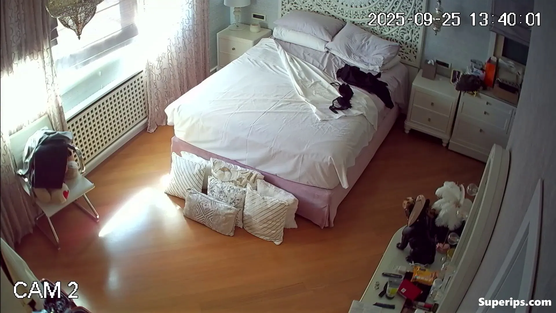 IPCAM – The routine of a British girl going to college IPCAM – The routine of a British girl going to college