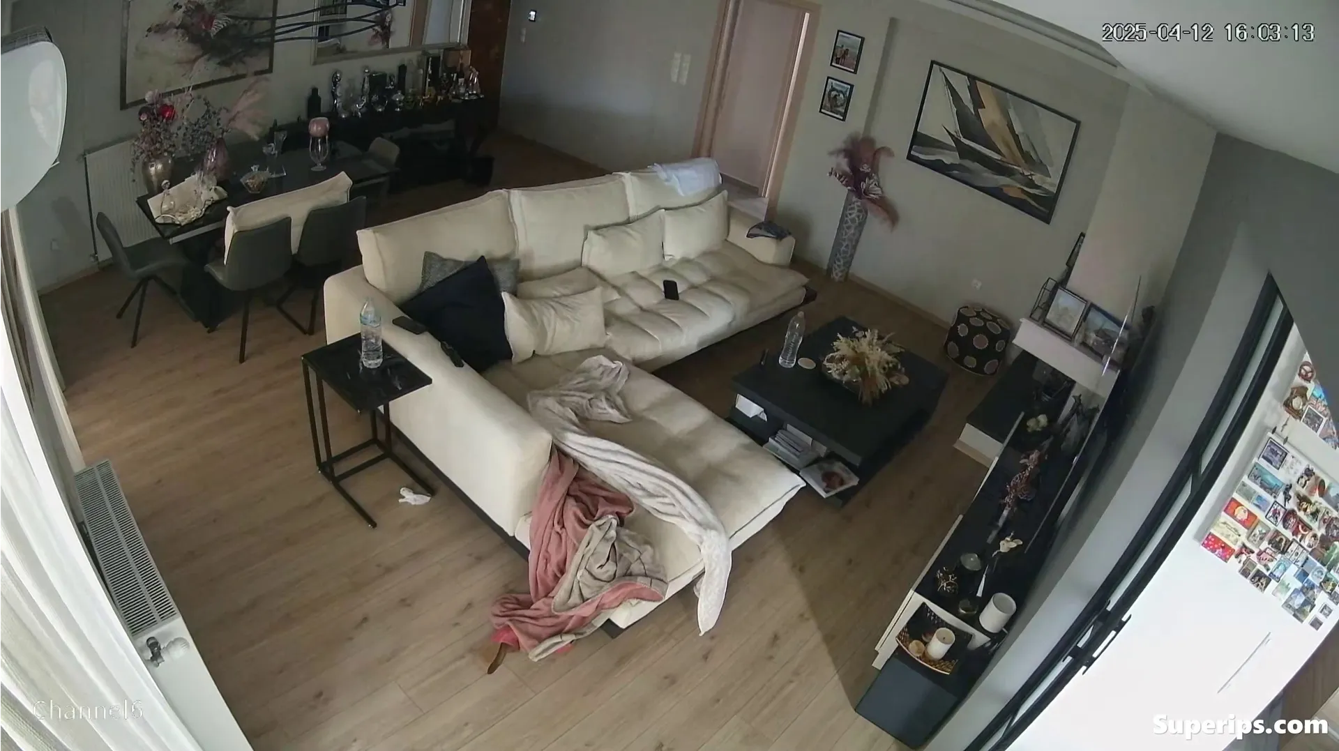 IPCAM – Hot French couple has sex on the sofa IPCAM – Hot French couple has sex on the sofa