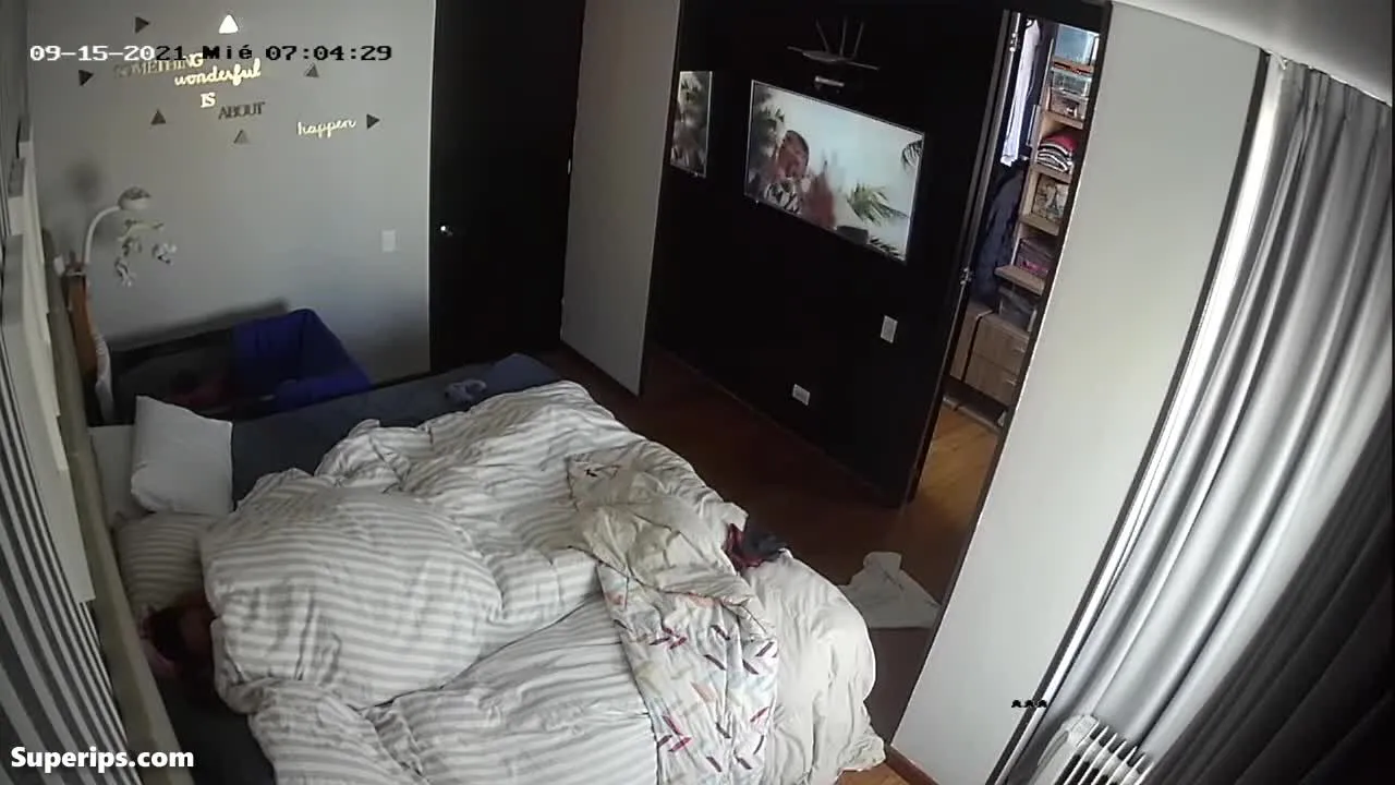 IPCAM – Italian man sucks his mature wife’s ass IPCAM – Italian man sucks his mature wife’s ass