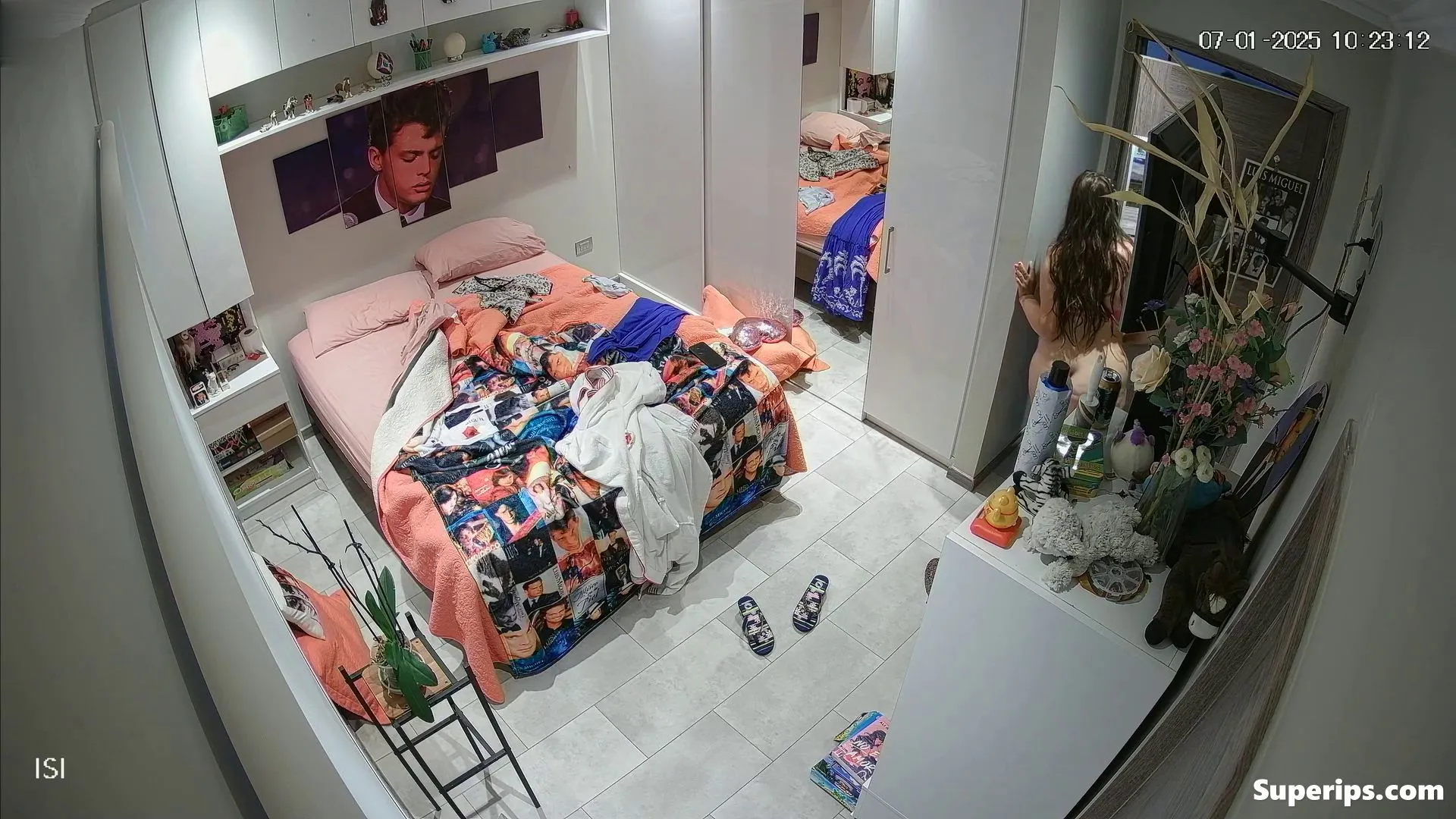IPCAM – Naked teenage big ass girl in her room IPCAM – Naked teenage big ass girl in her room