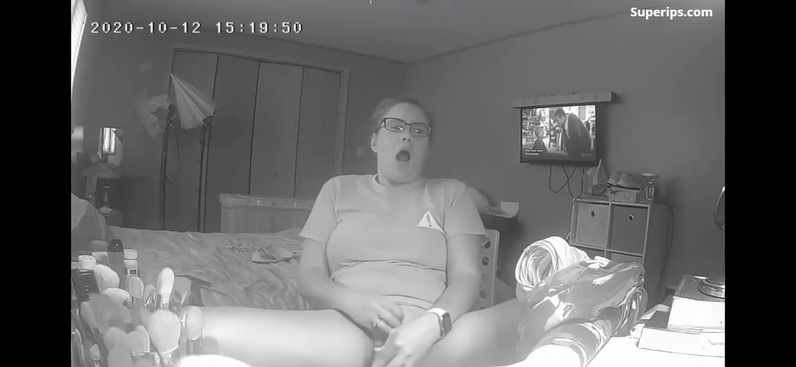 RAT webcam – A fat american woman masturbates RAT webcam – A fat american woman masturbates