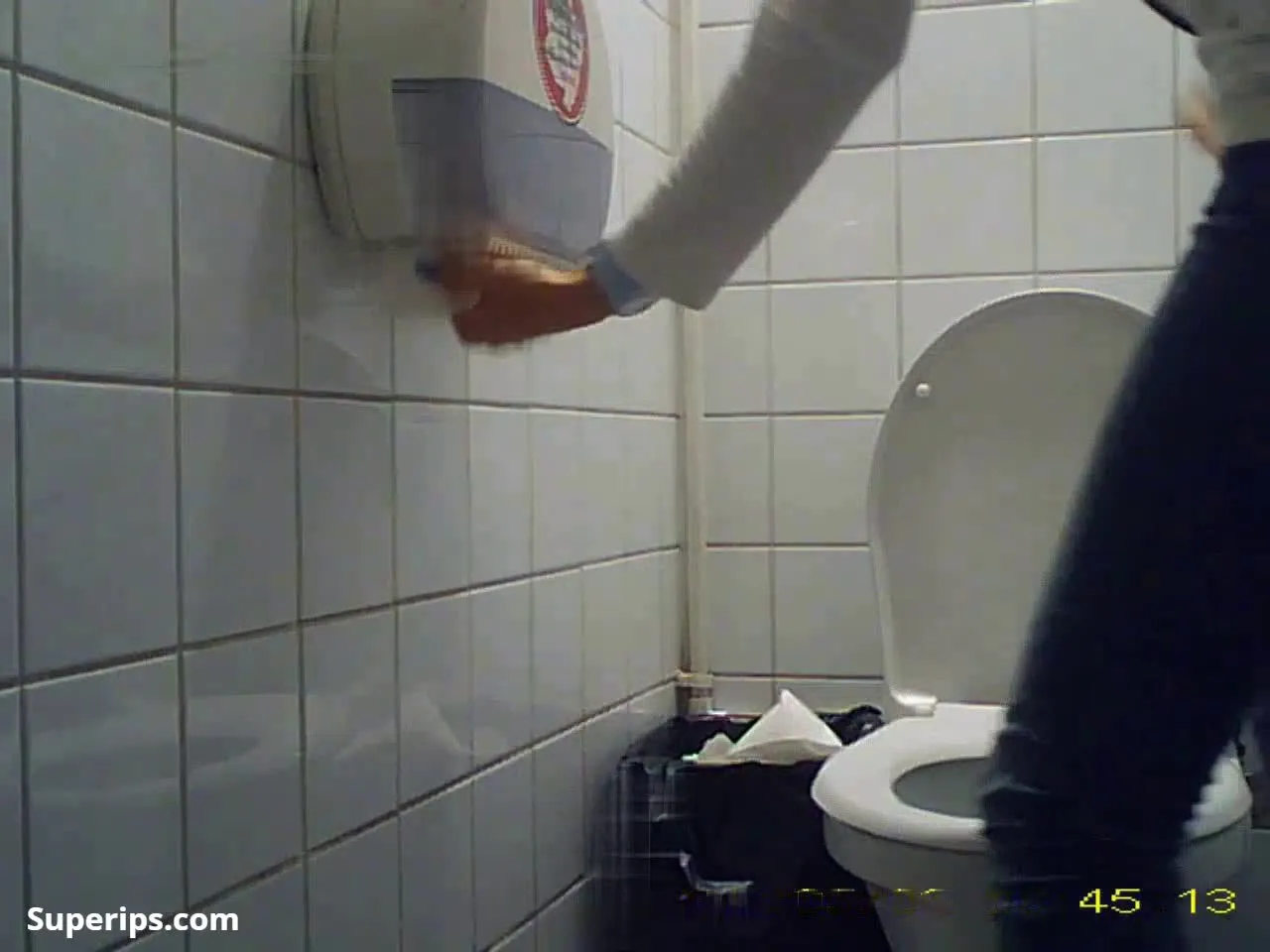 Spy Toilet – Spy Toilet –