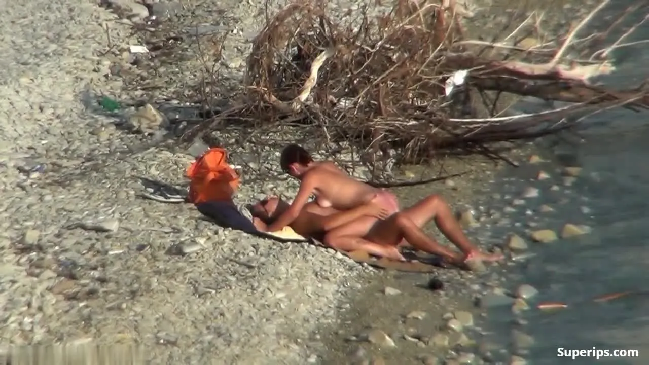 Beach Porn β Italian tanned married couple Beach Porn β Italian tanned married couple