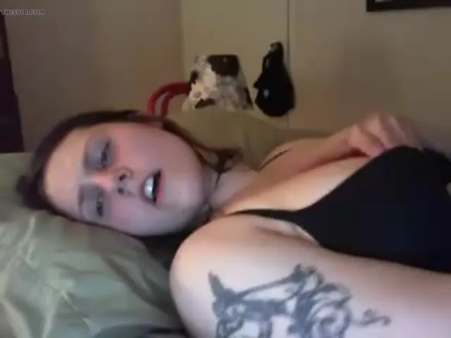 RAT webcam – Tattooed girl masturbating RAT webcam – Tattooed girl masturbating