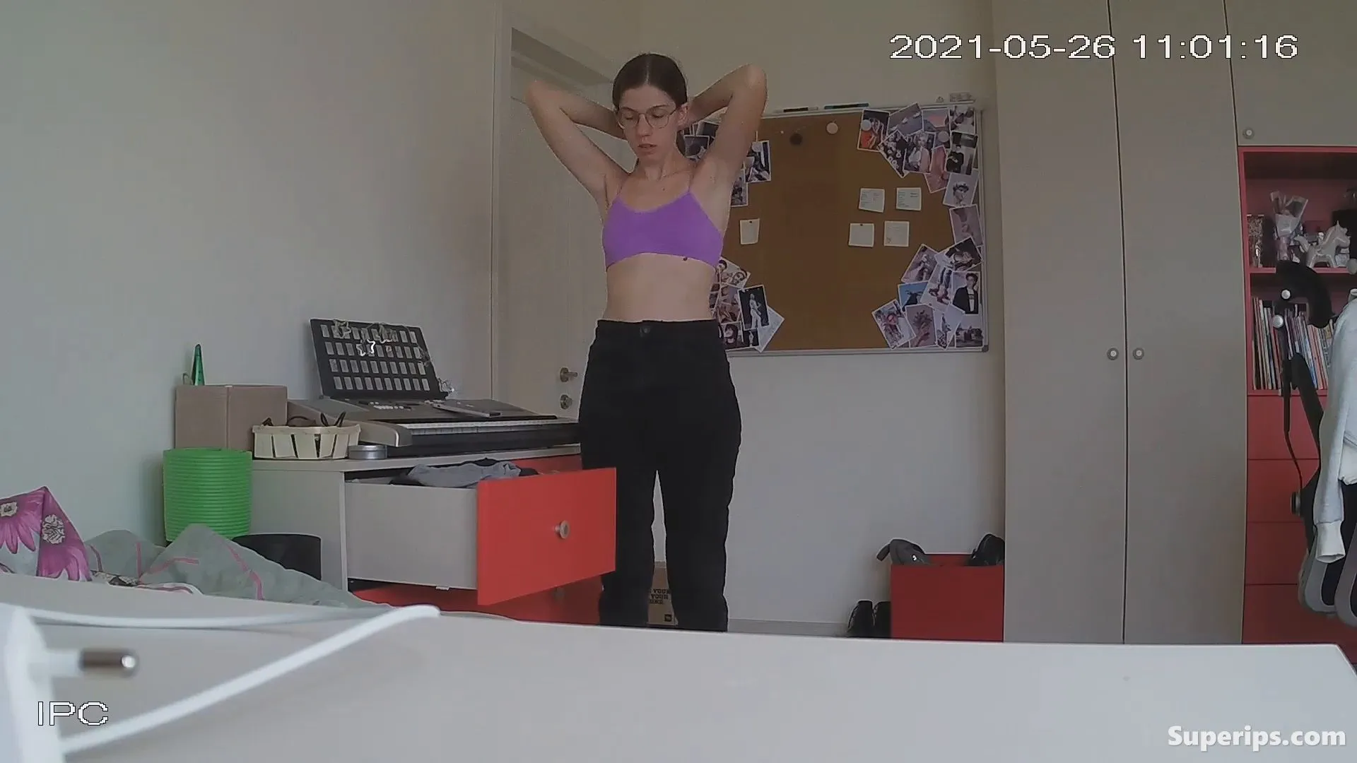 IPCAM – Tall German girl is changing clothes in her room IPCAM – Tall German girl is changing clothes in her room