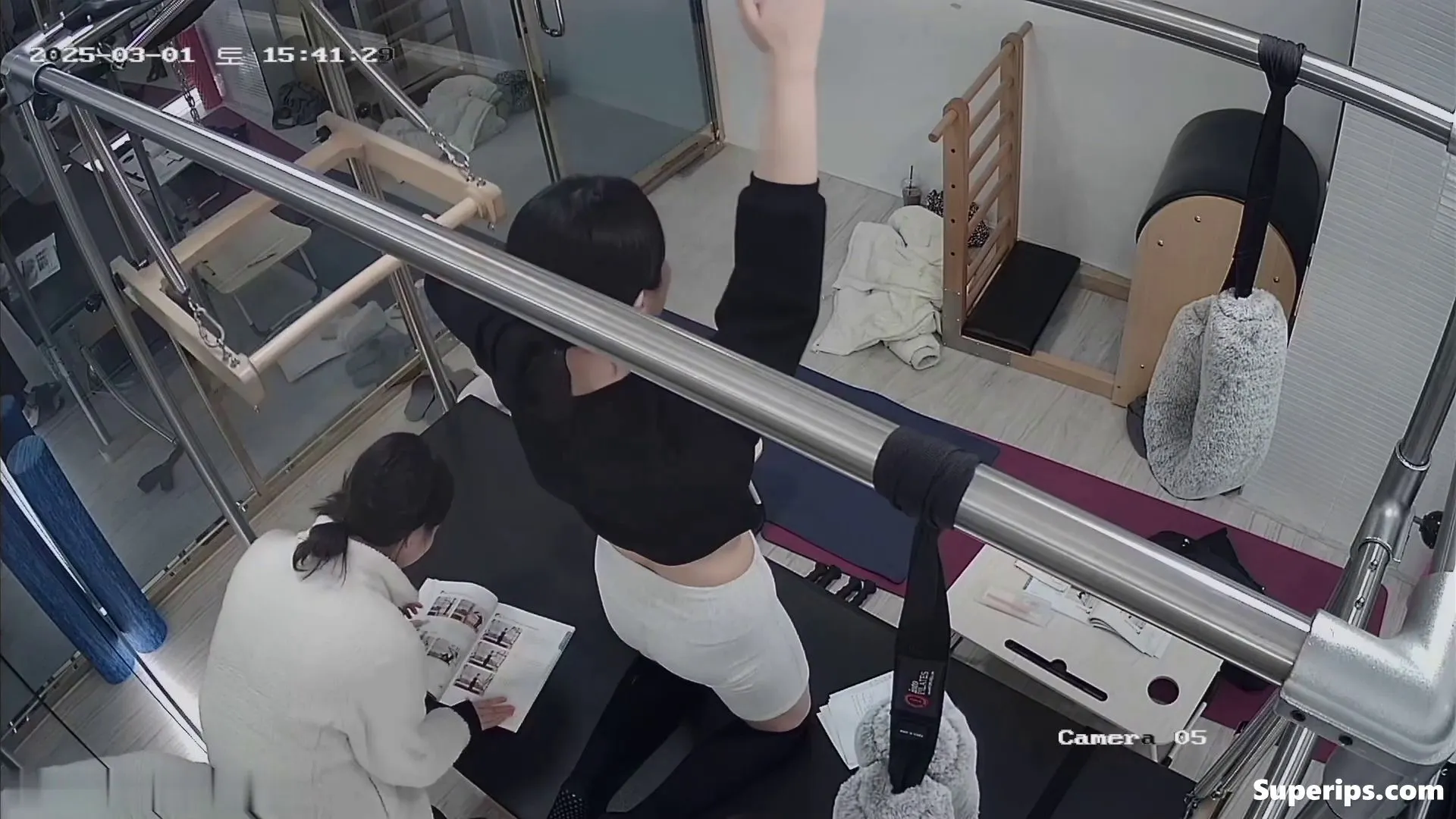 IPCAM – Korean girls in tight leotards IPCAM – Korean girls in tight leotards