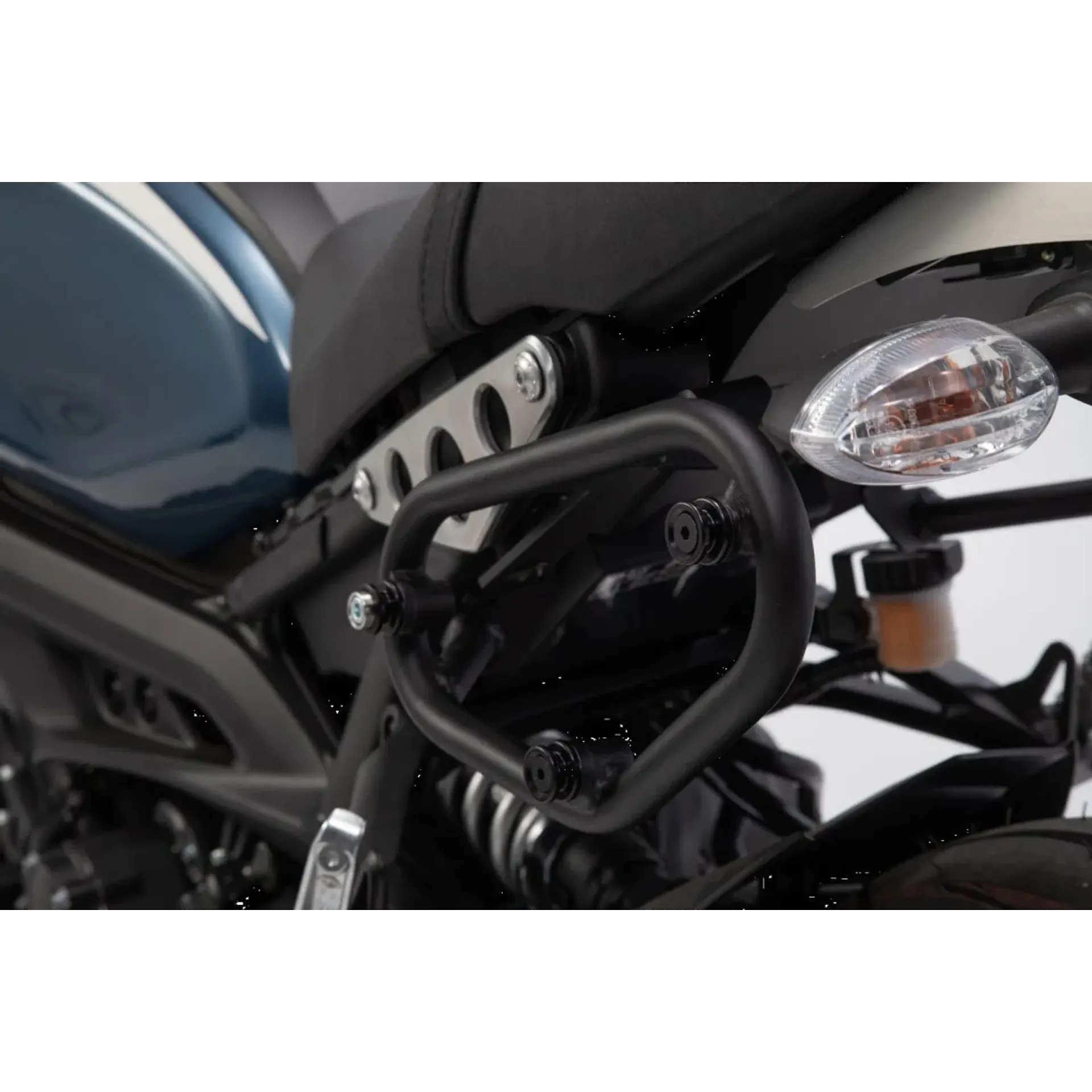Side Carrier Slc Left Black Yamaha Xsr900 / Abarth