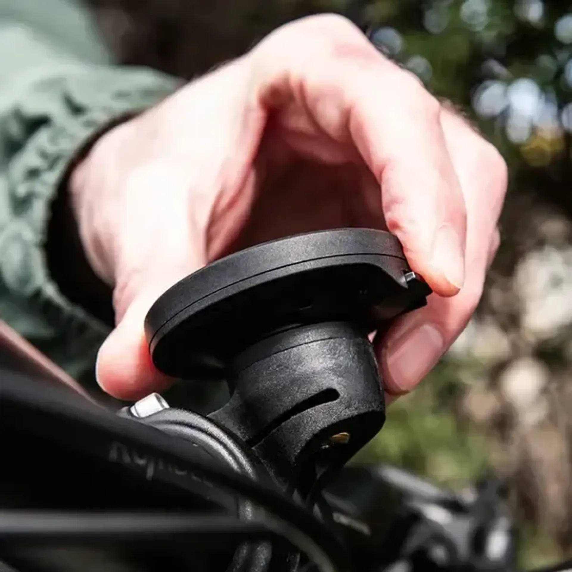 Module charging wireless e-cap