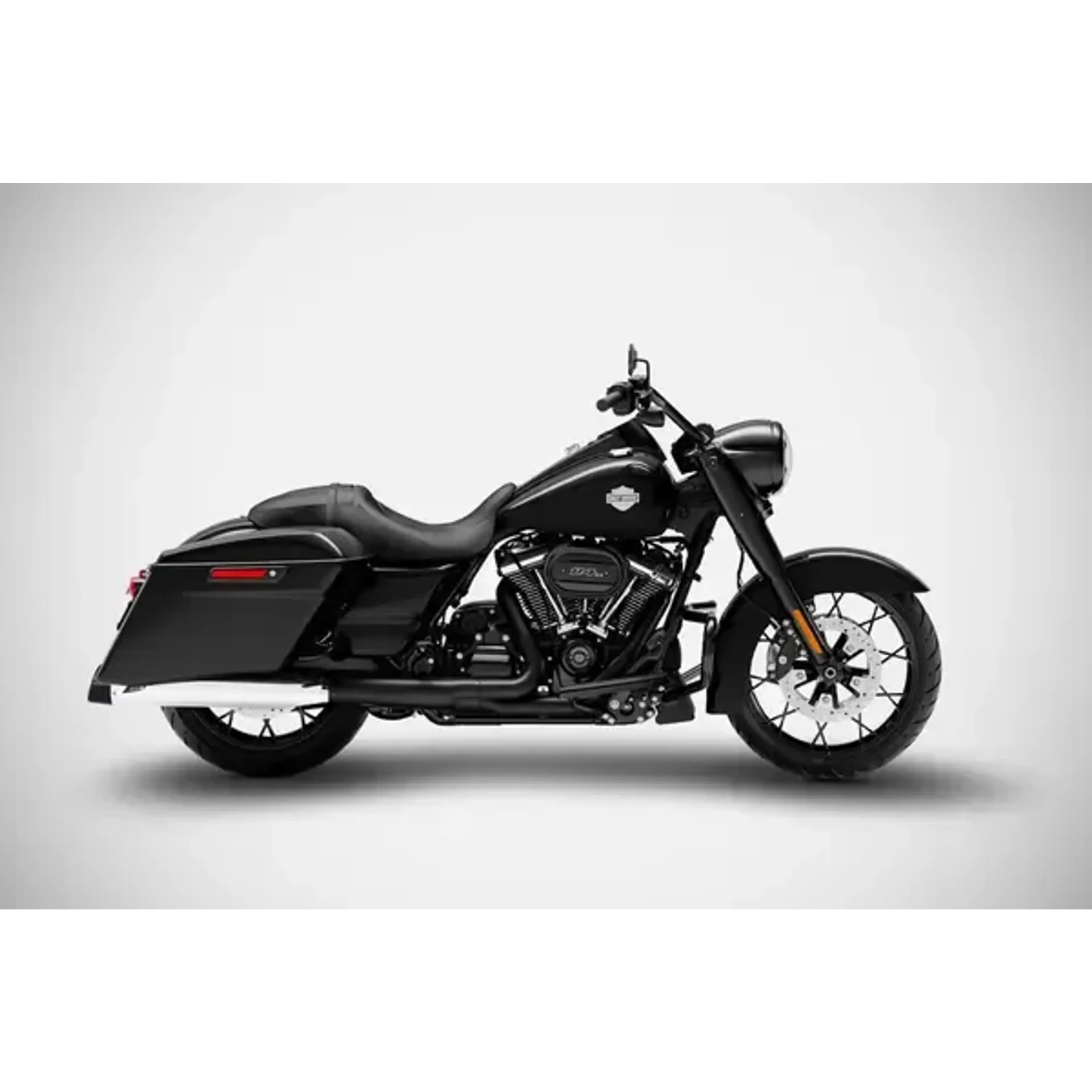 Touring slip-ons slash cut e3