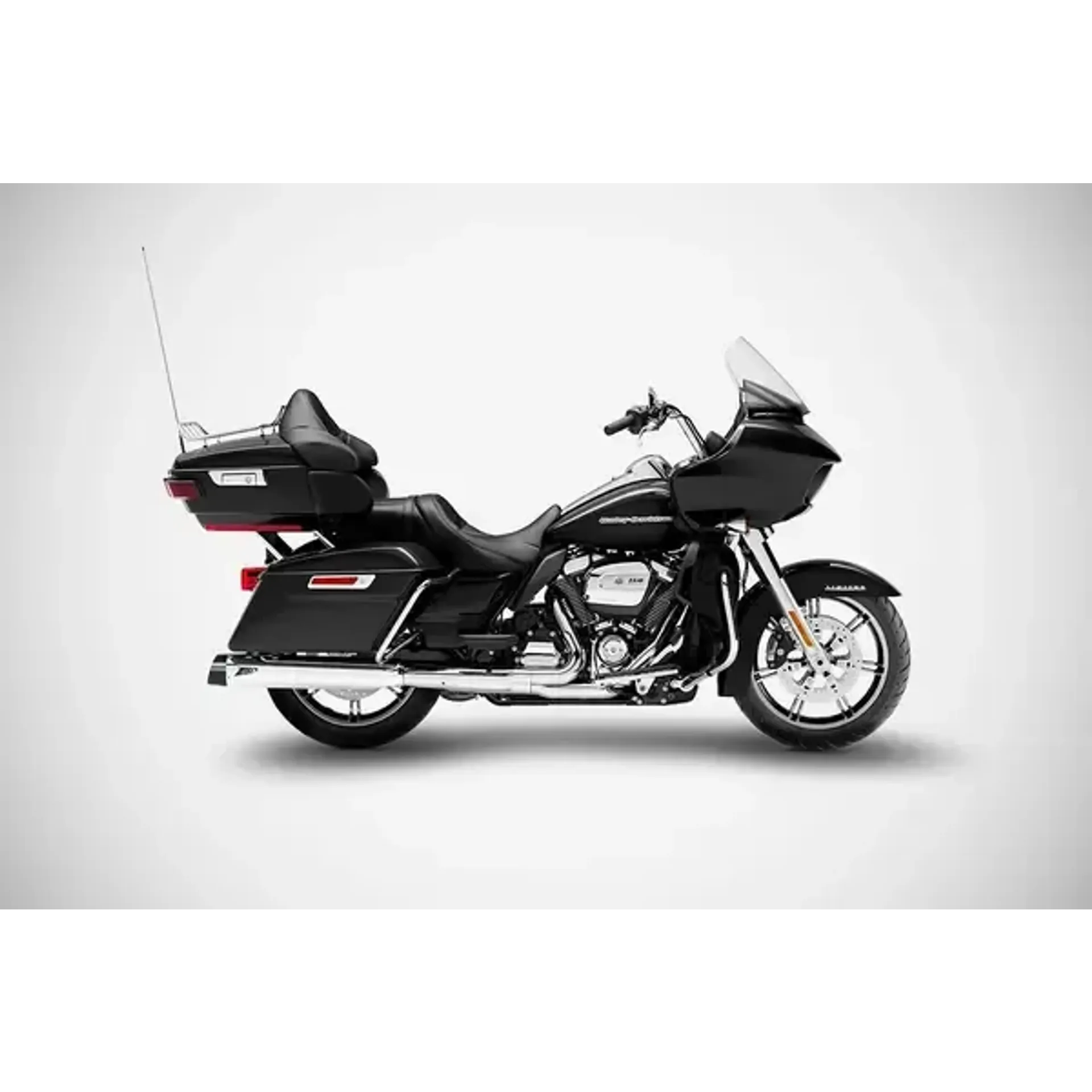 Touring slip-ons slash cut e3