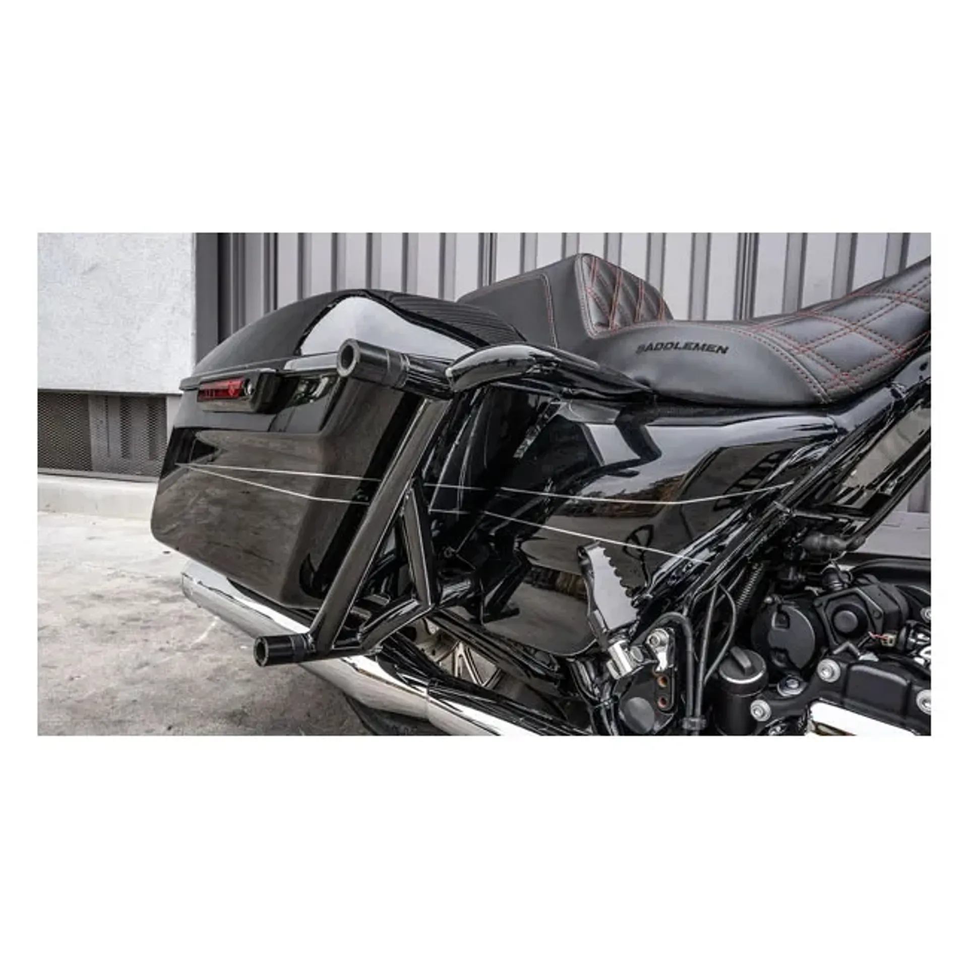 Burly Brand, Brawler crash bar kit Touring. Black