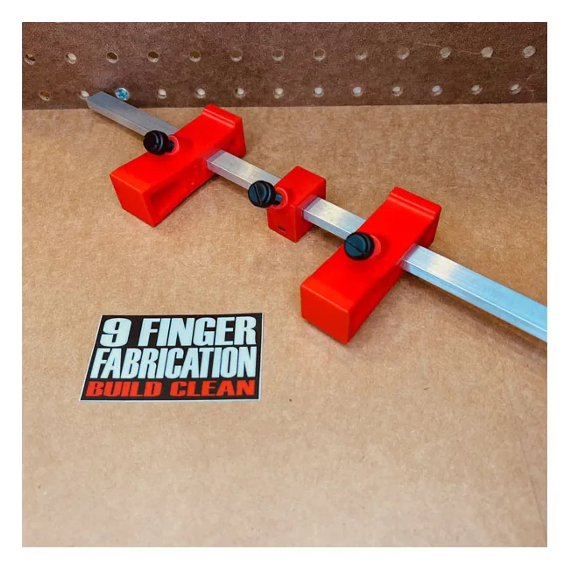 9Finger Fabrication, primary chain alignment tool