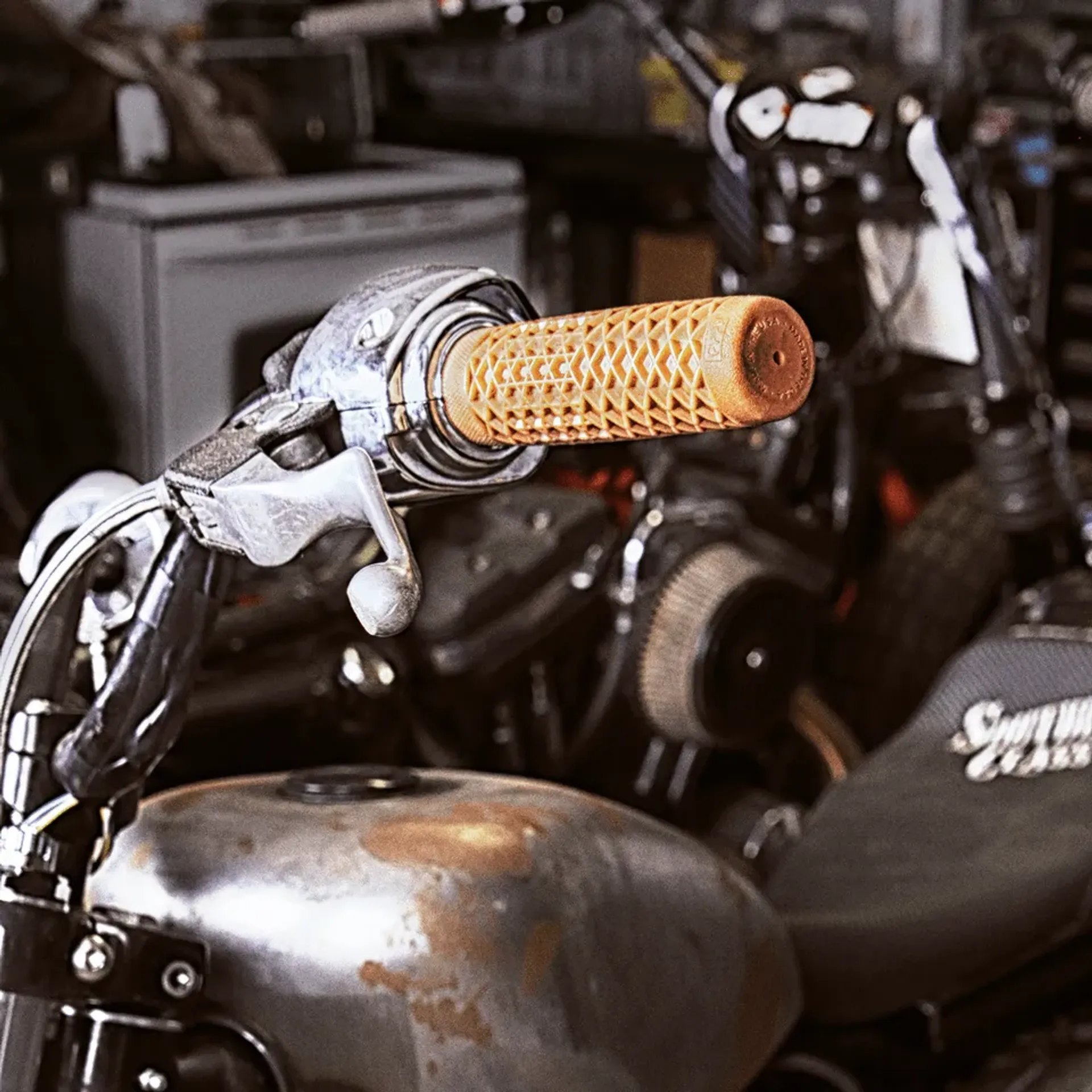 VANS/Cult grips 7/8″ Gum Rubber