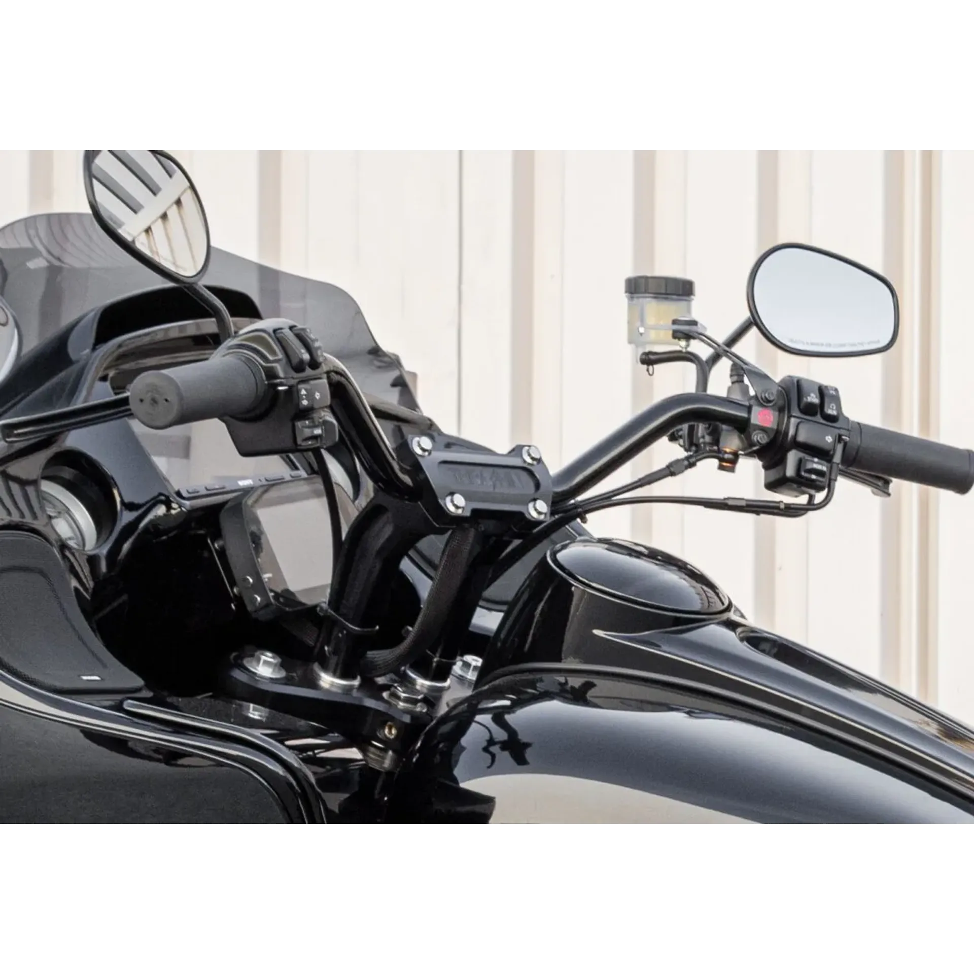 Black 6-1/2″ Pullback Handlebar Riser